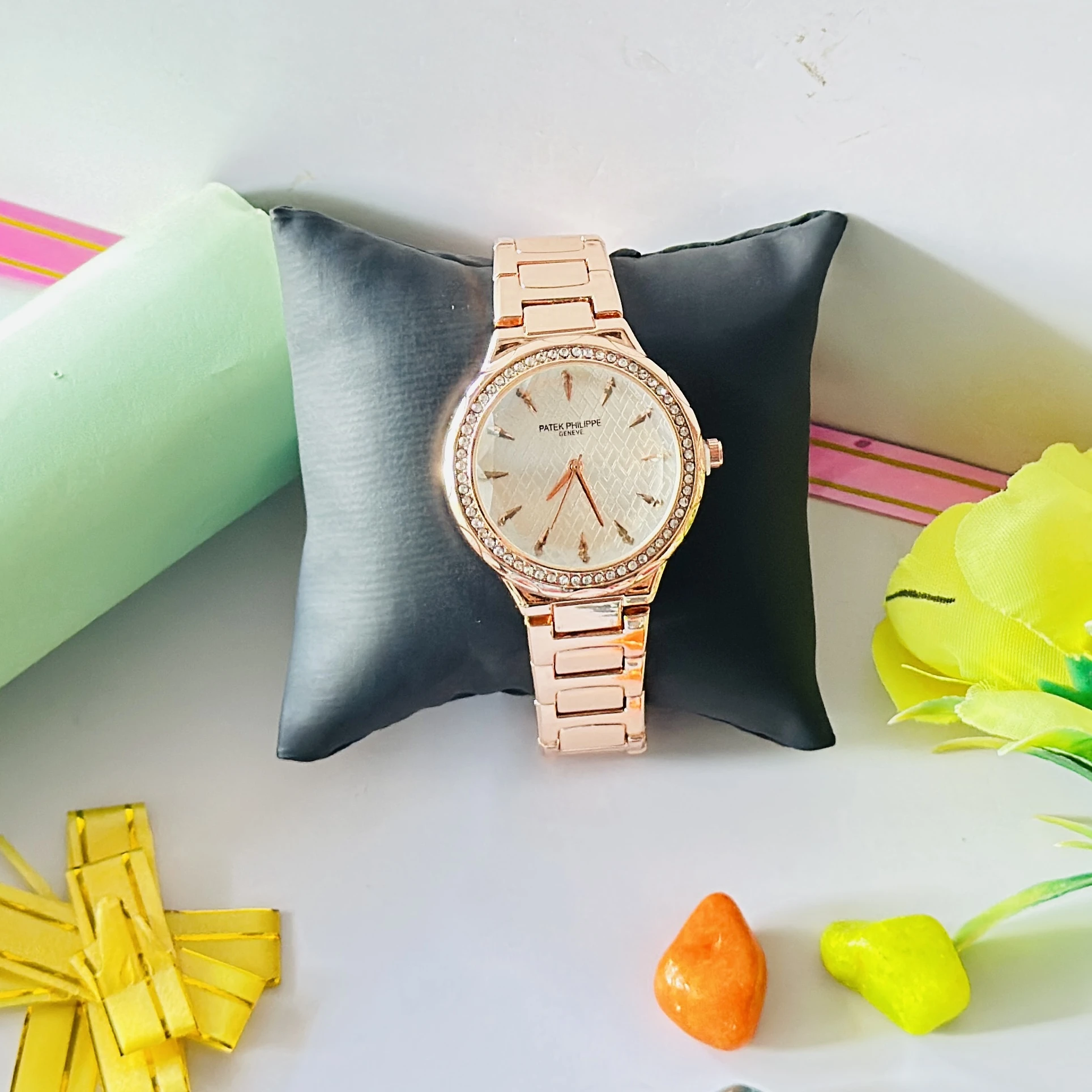 Analogue watch for girls