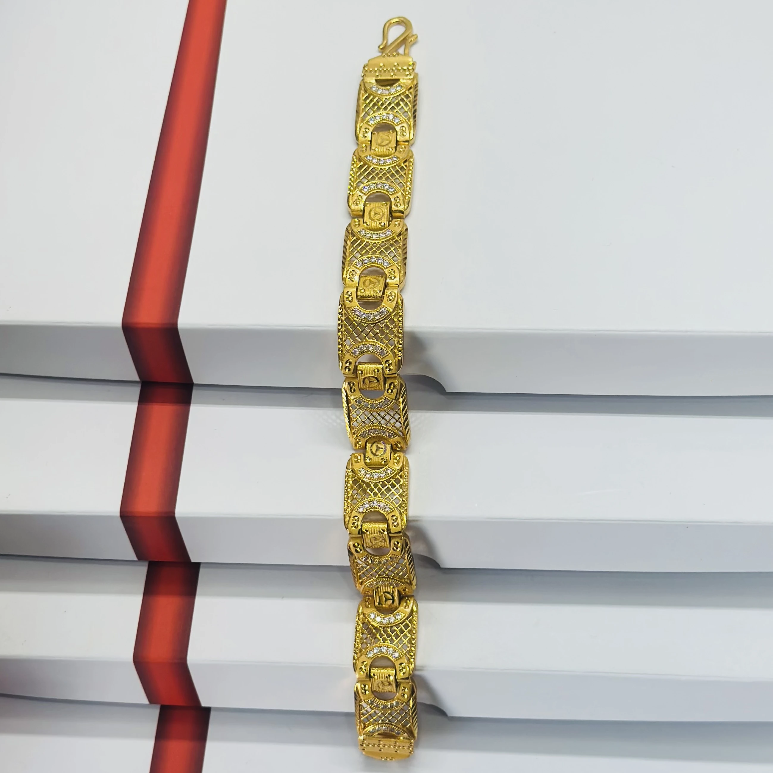 Gold plated Breslet for men’s