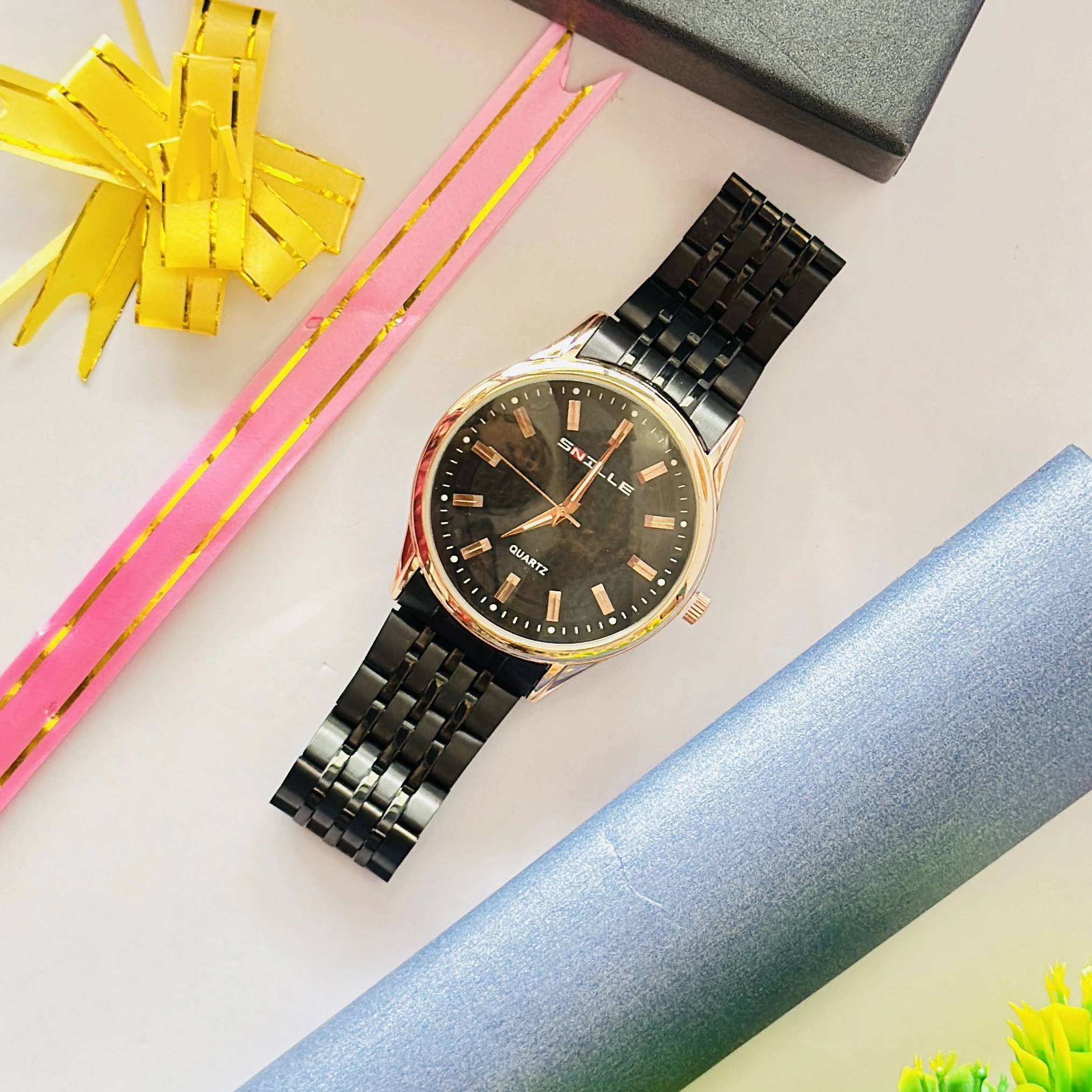 Snille brand quartz watch,