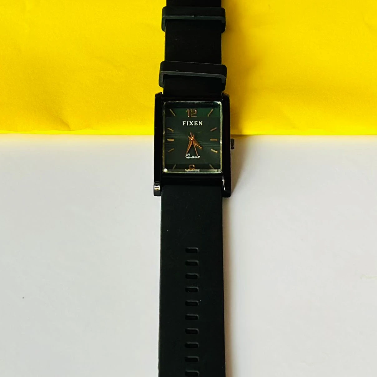 Quartz Analog Watch