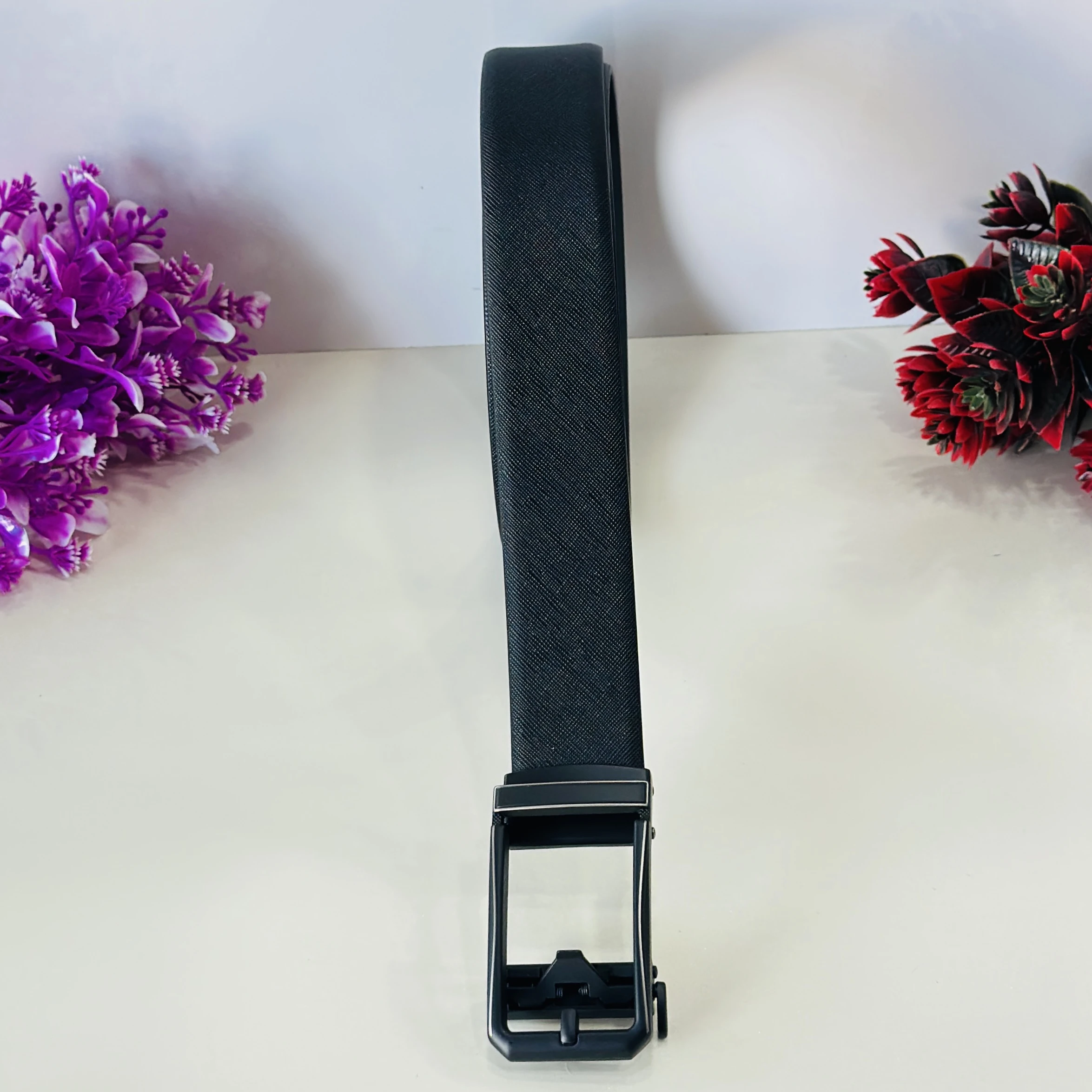 Black polyurethane (PU) belt