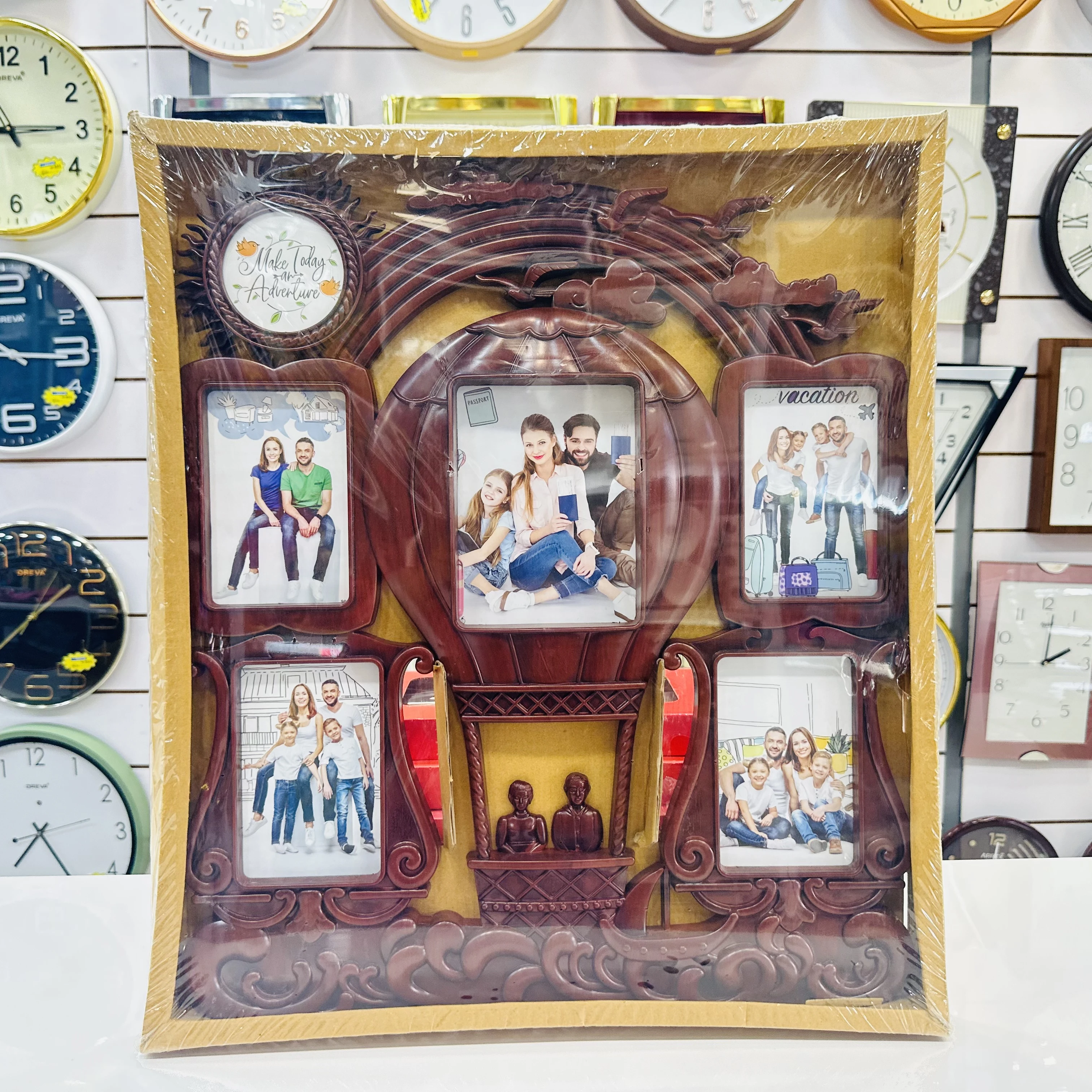 Wall Hanging Photo Frame(SKU-M2Q5FM)