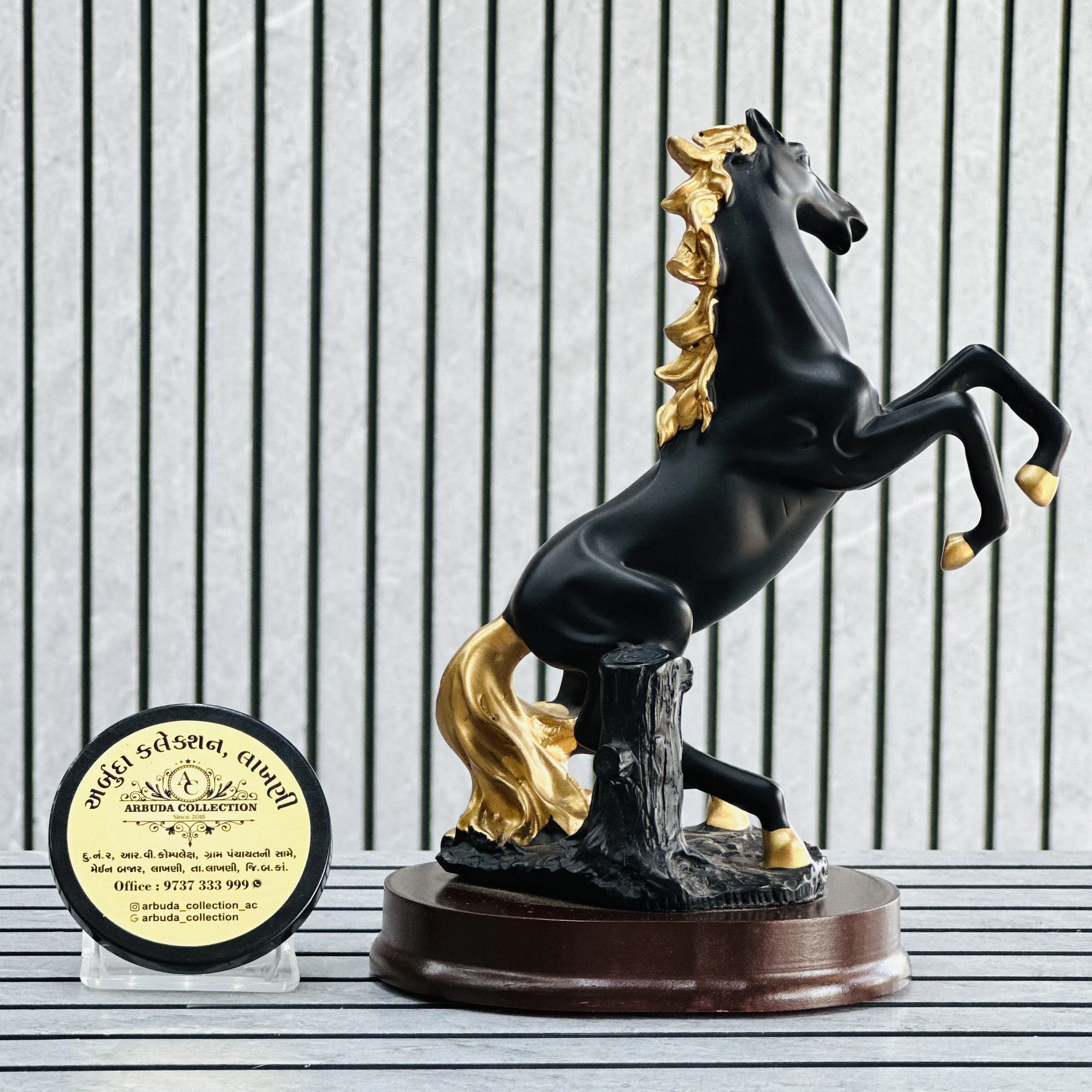 Black Horse statue