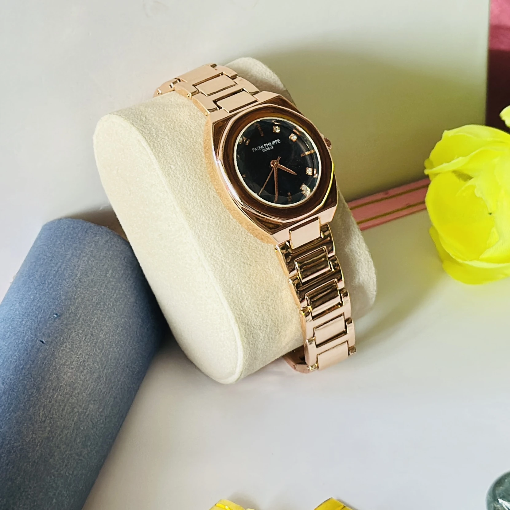 Quartz Analogue Watch for girls