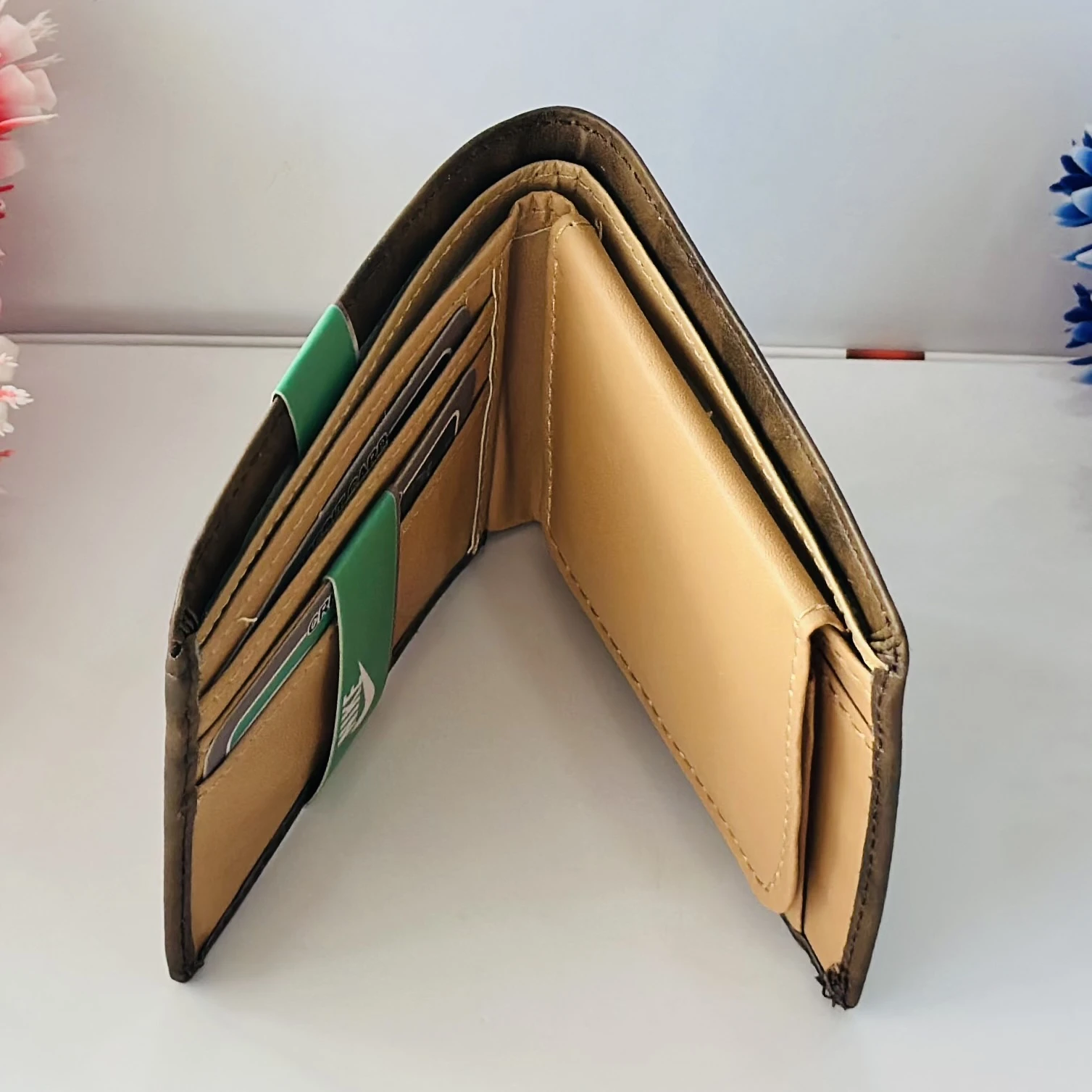 Men's Nike Leather Bifold Wallet