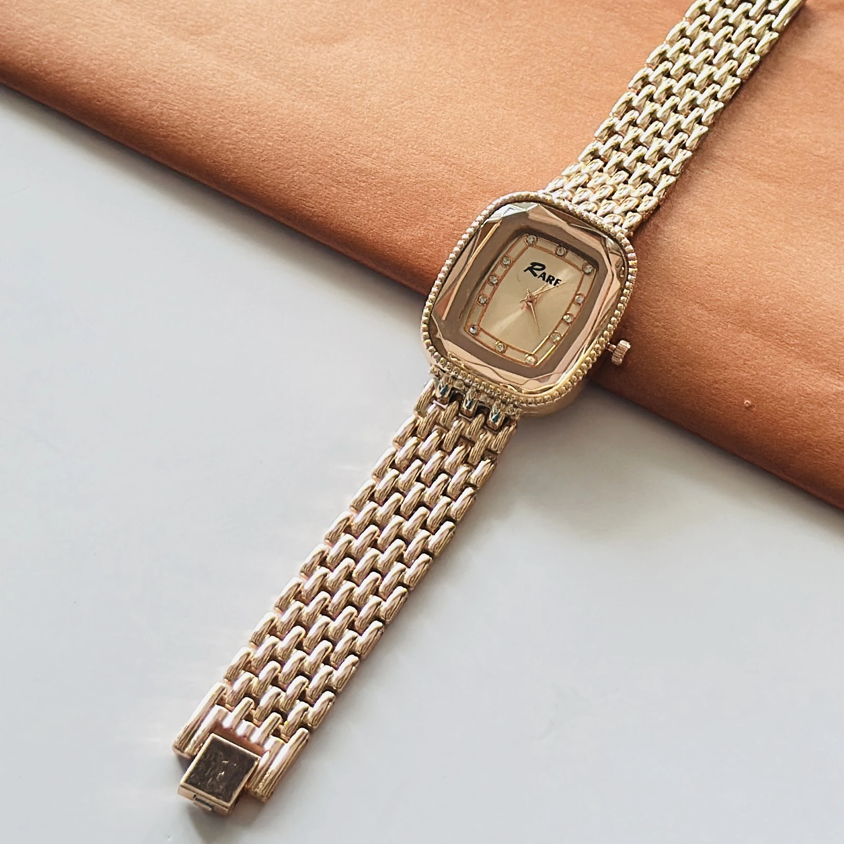 Elegant gold-toned wristwatch