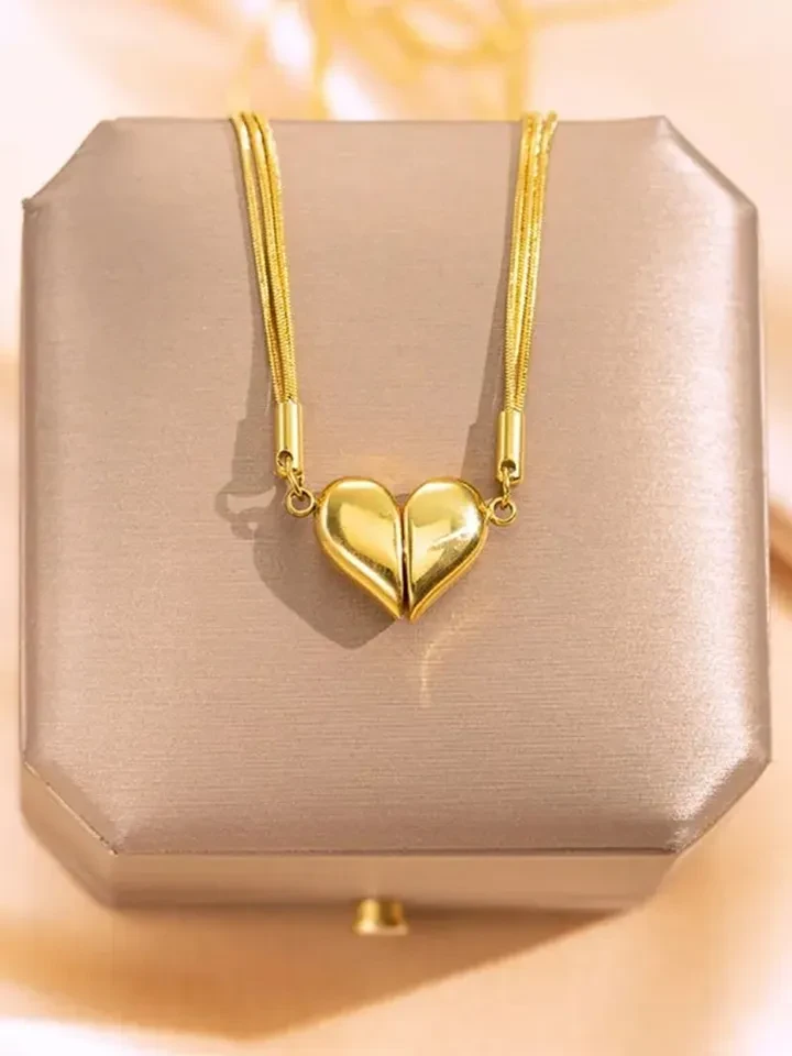 Magnetic Triple chain Heart Necklace