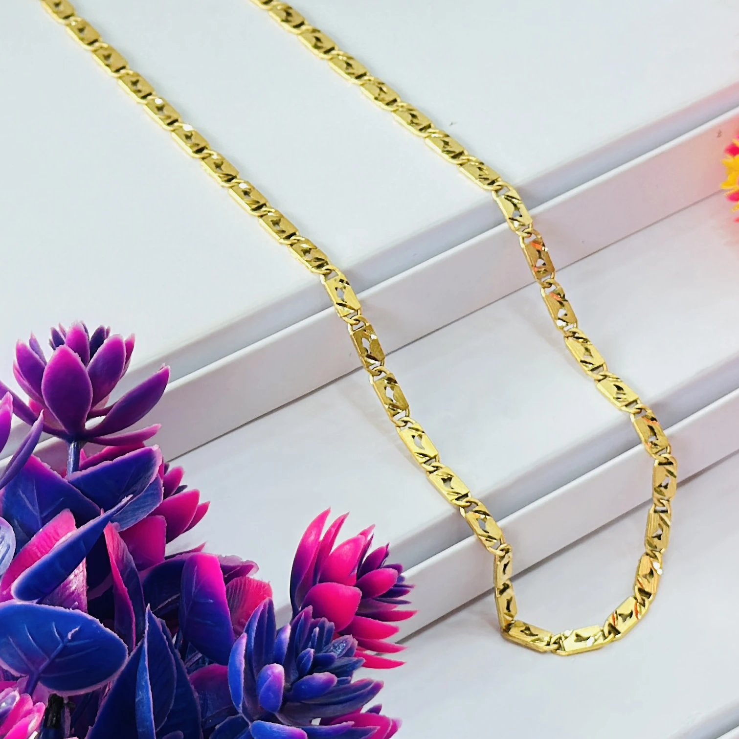 Gold plated "Nawabi" or "biscuit" design chain for men.