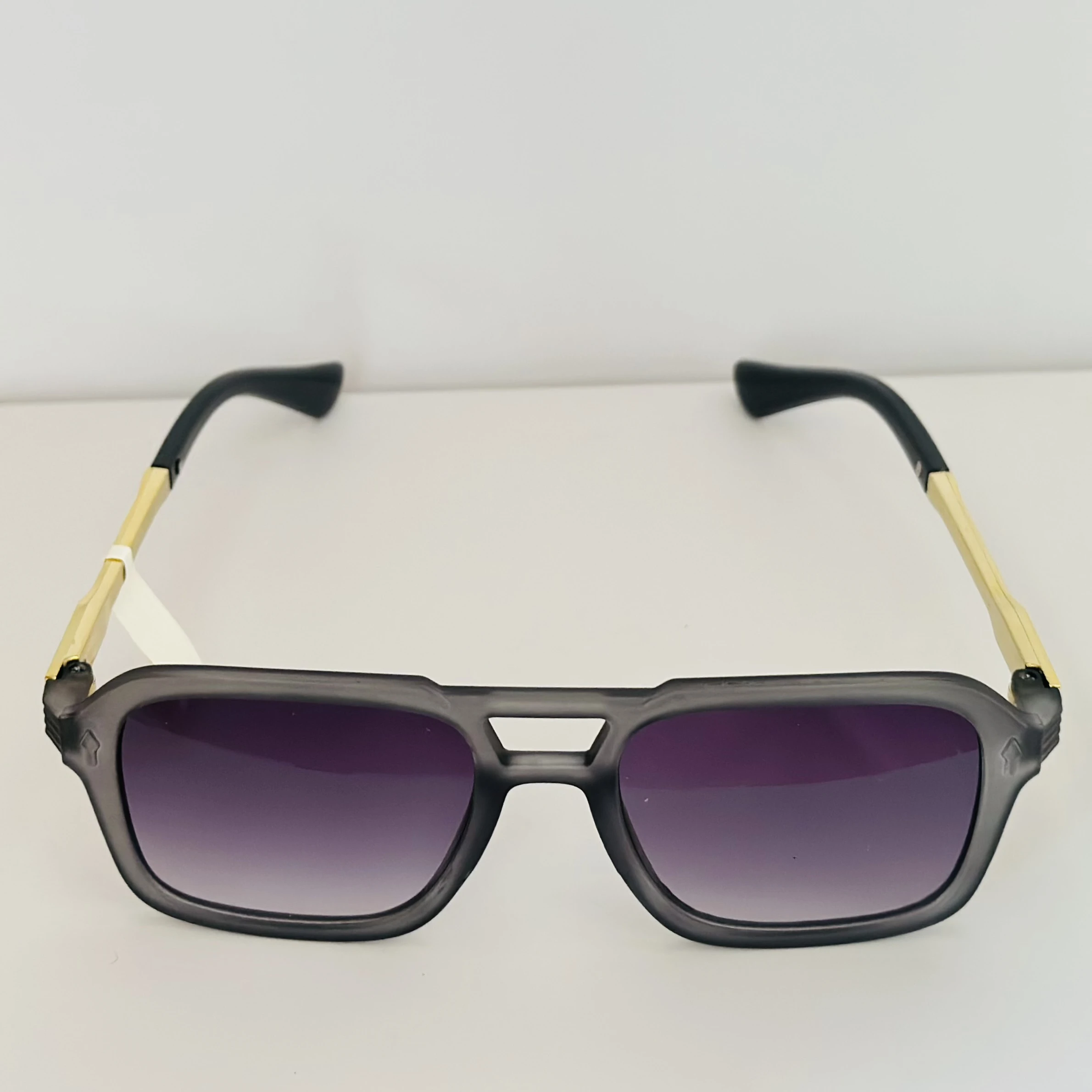 Cutler & Gross 1394 aviator sunglasses in a brown/cherry acetate frame.