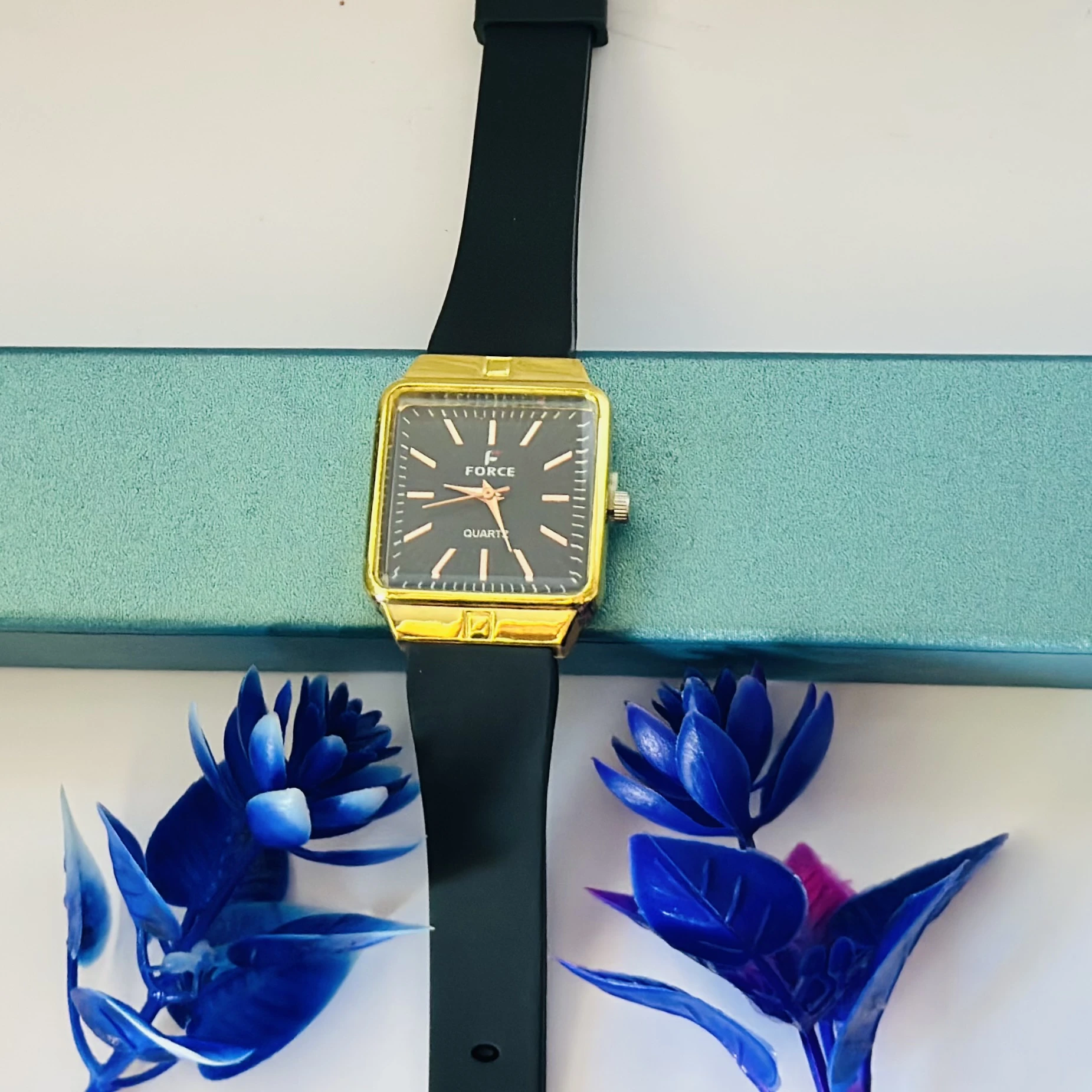 Naviforce Force Quartz watch