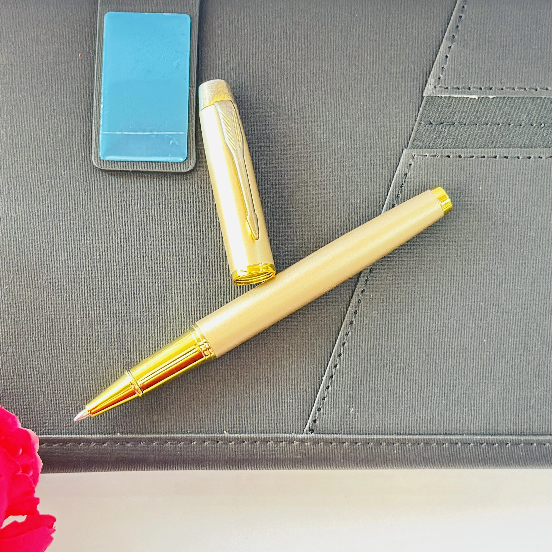 luxury metal rollerball pen