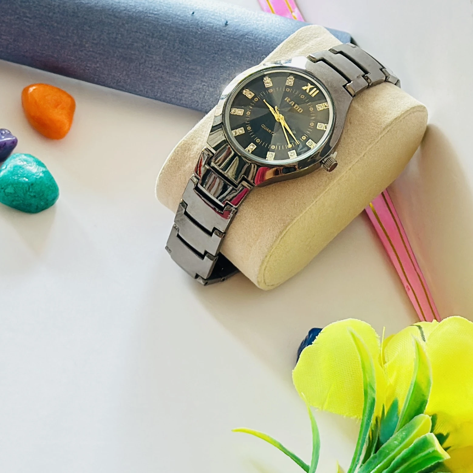 Analogue watch for girls