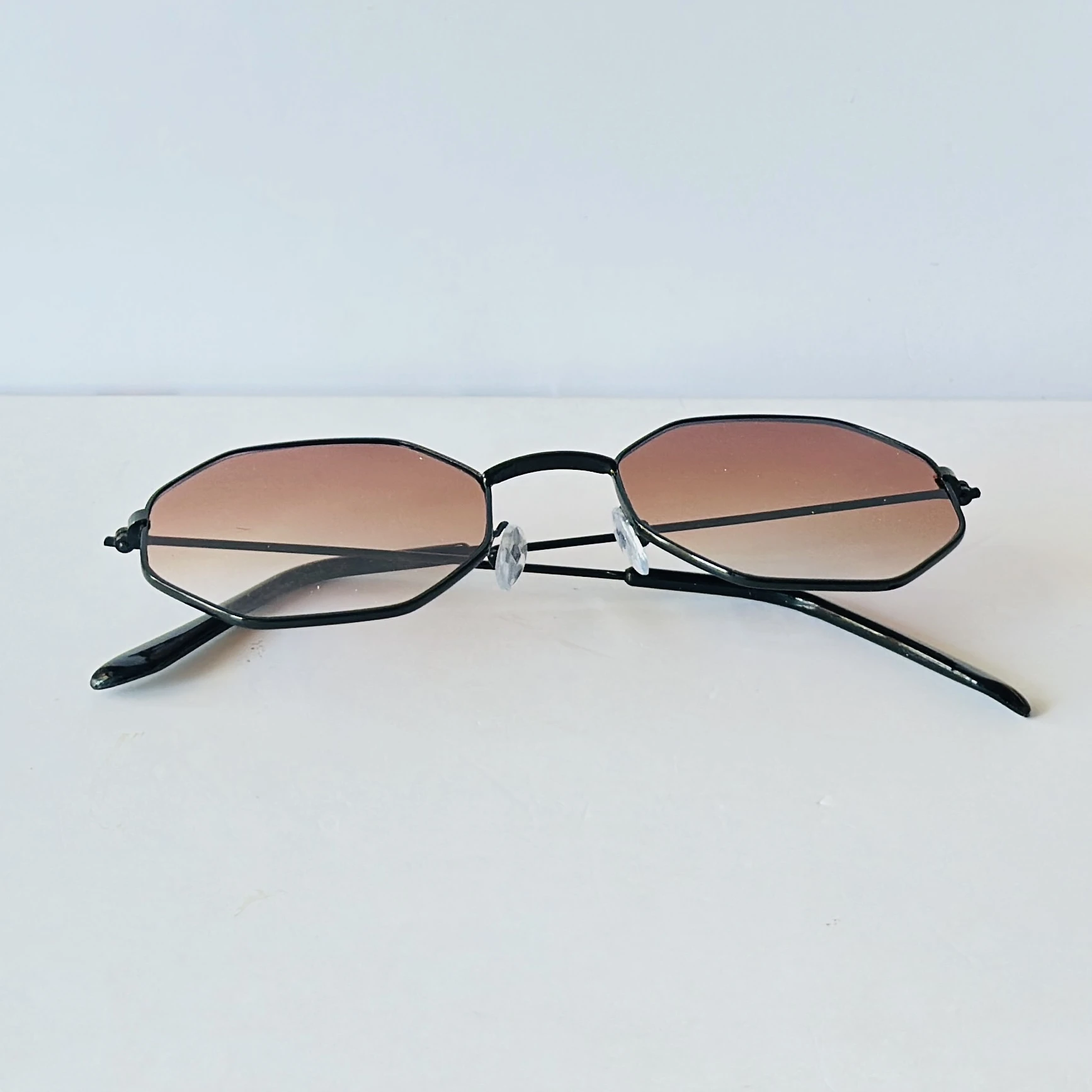 Unisex Brown Lens & Black Round Sunglasses with UV Protected Lenses