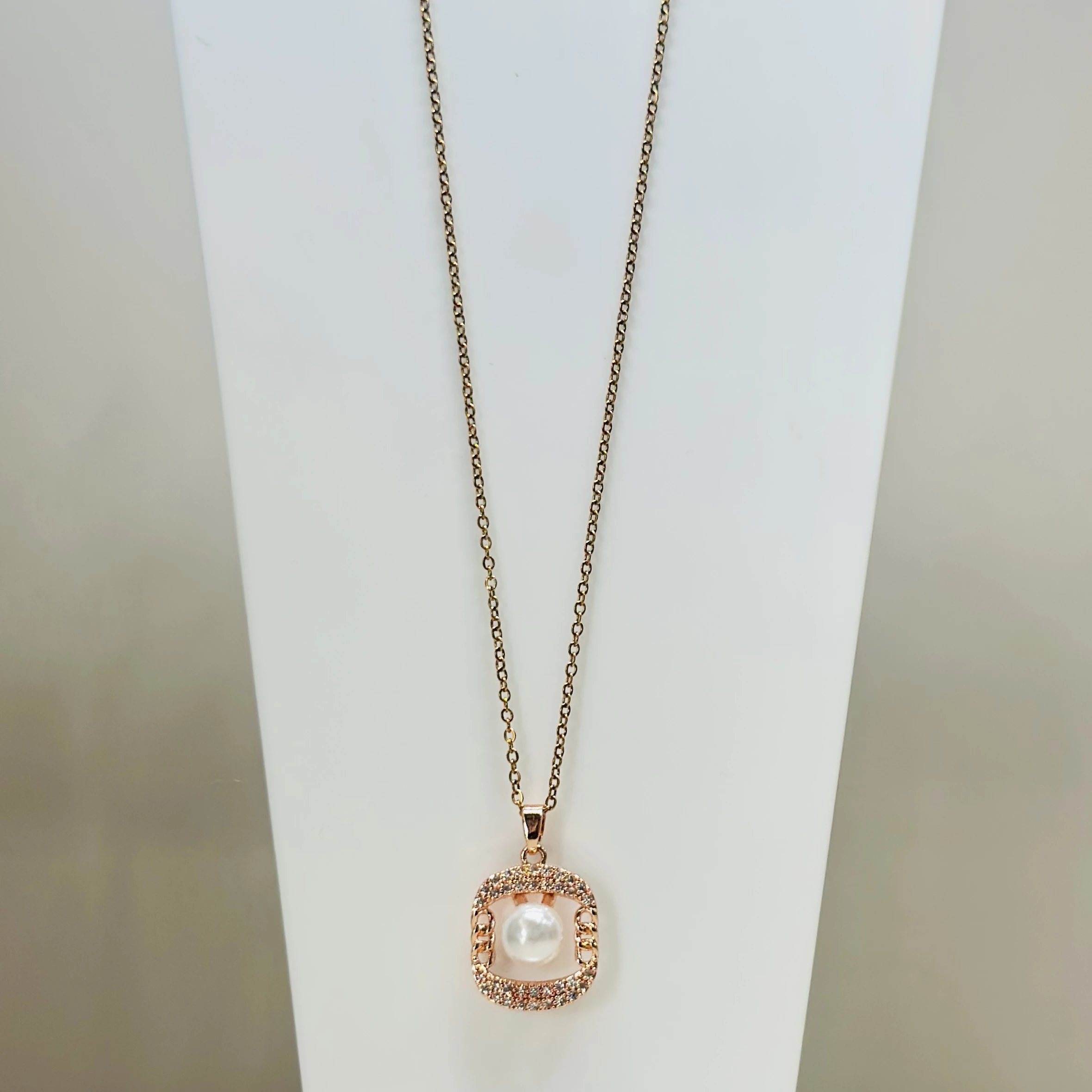Rose gold Tone pendant