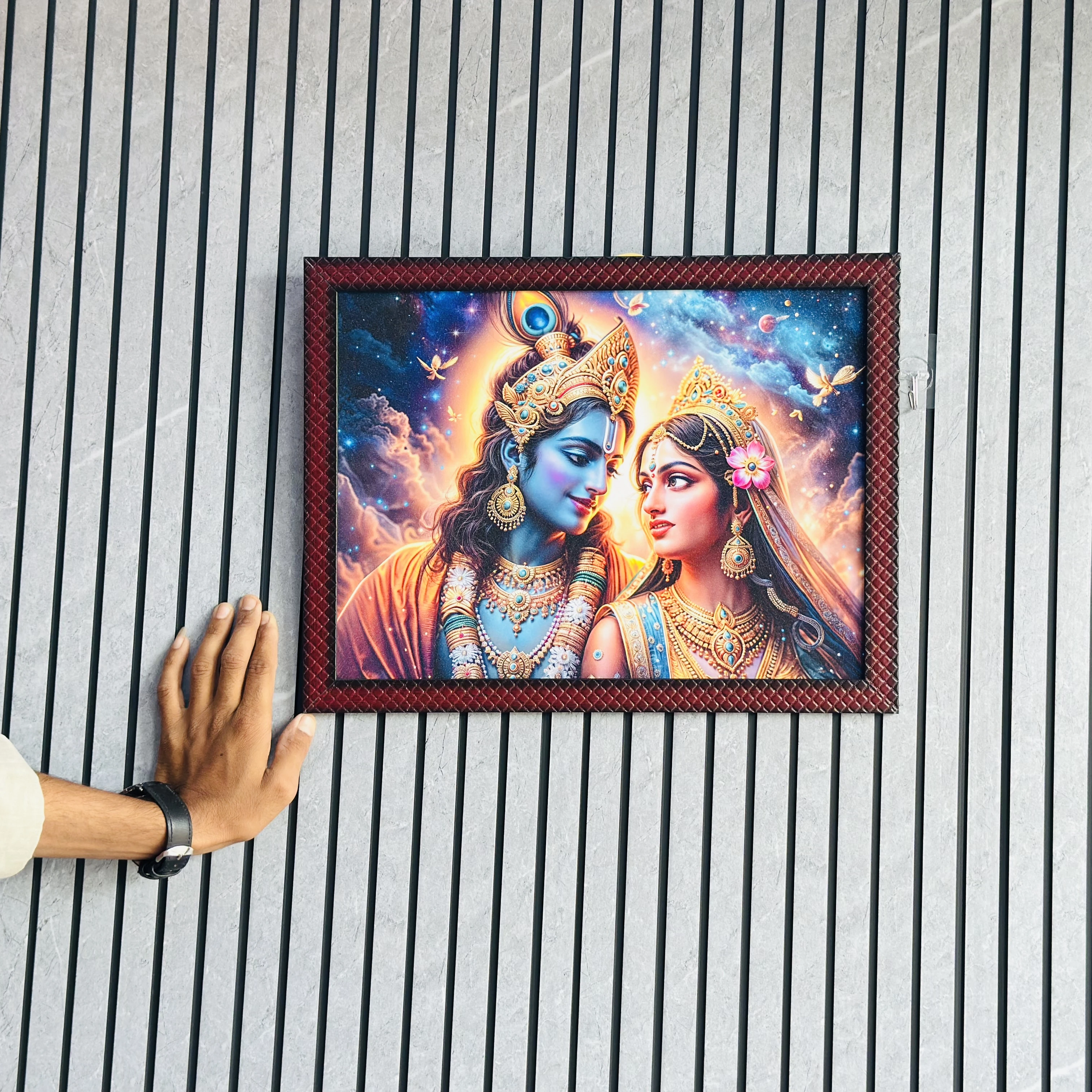 રાધા ક્રિશ્રના વોલ આર્ટ (SKU-TPJLQ5)