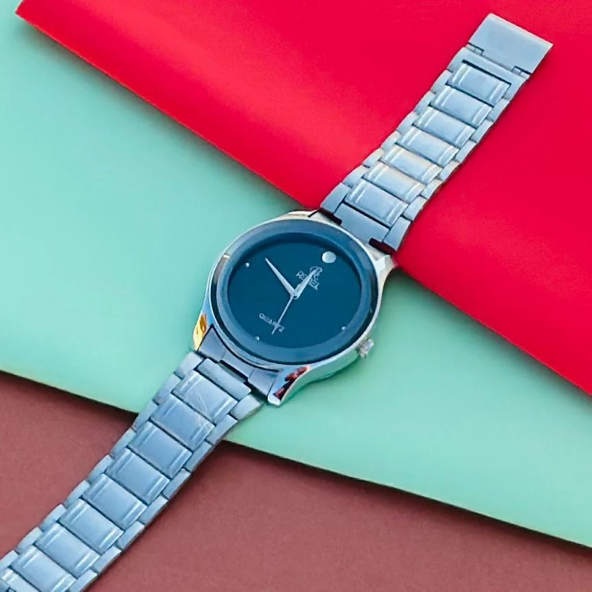 Silver analog watch For man’s