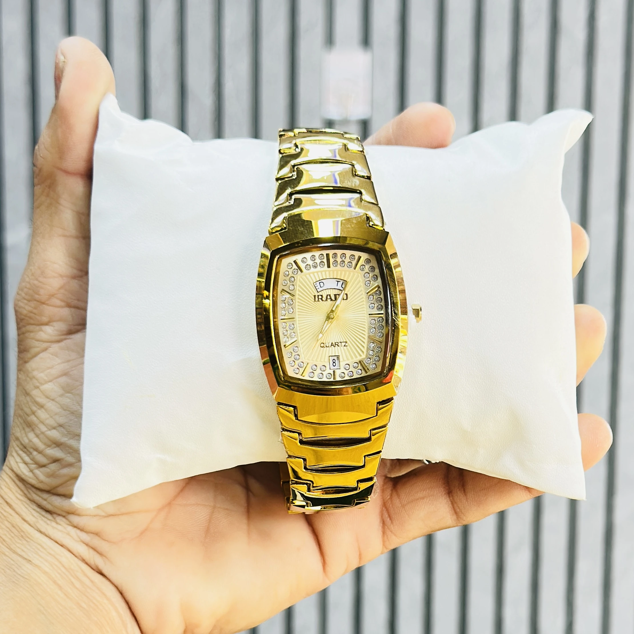 Analogue watch for man’s