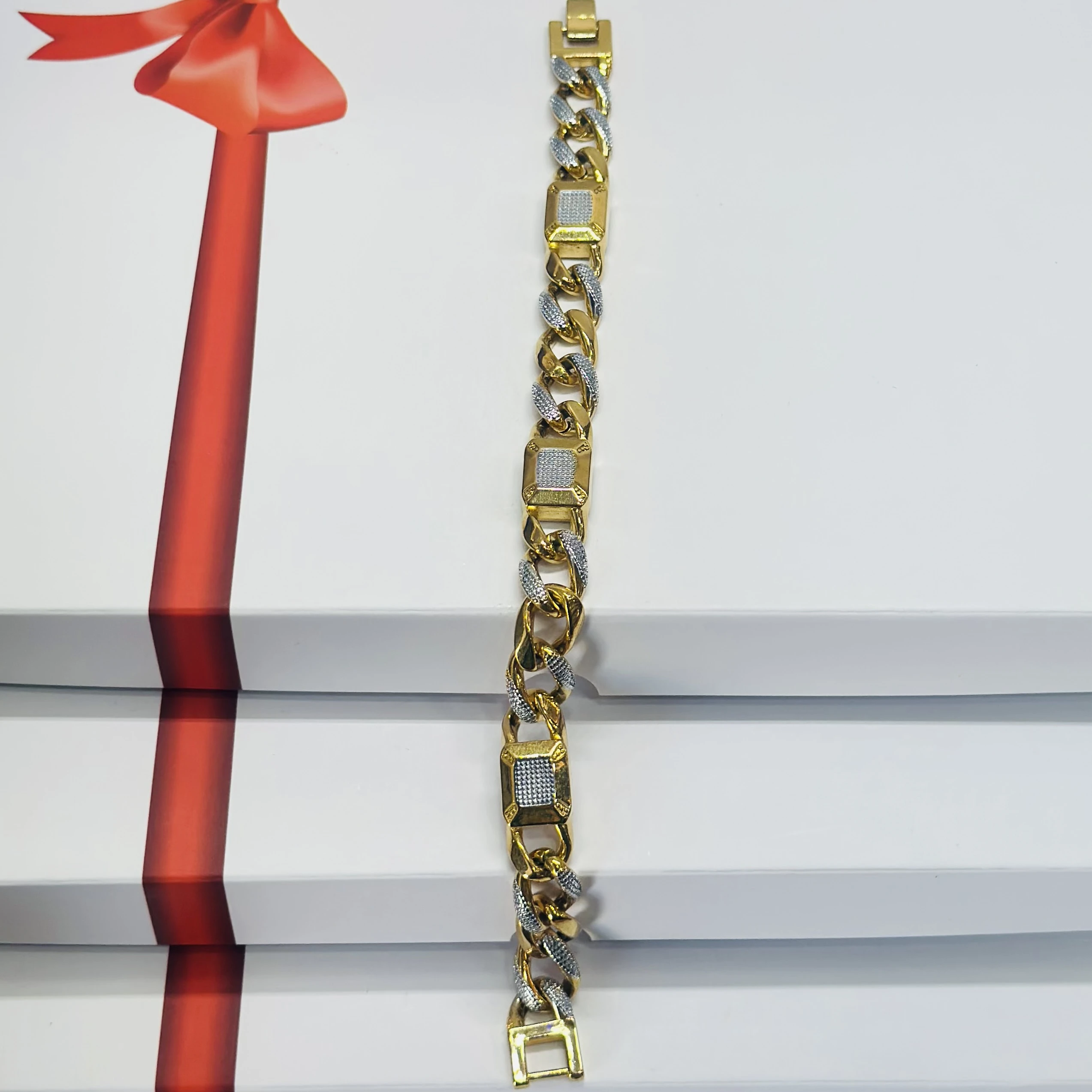 Gold plated Breslet for men’s