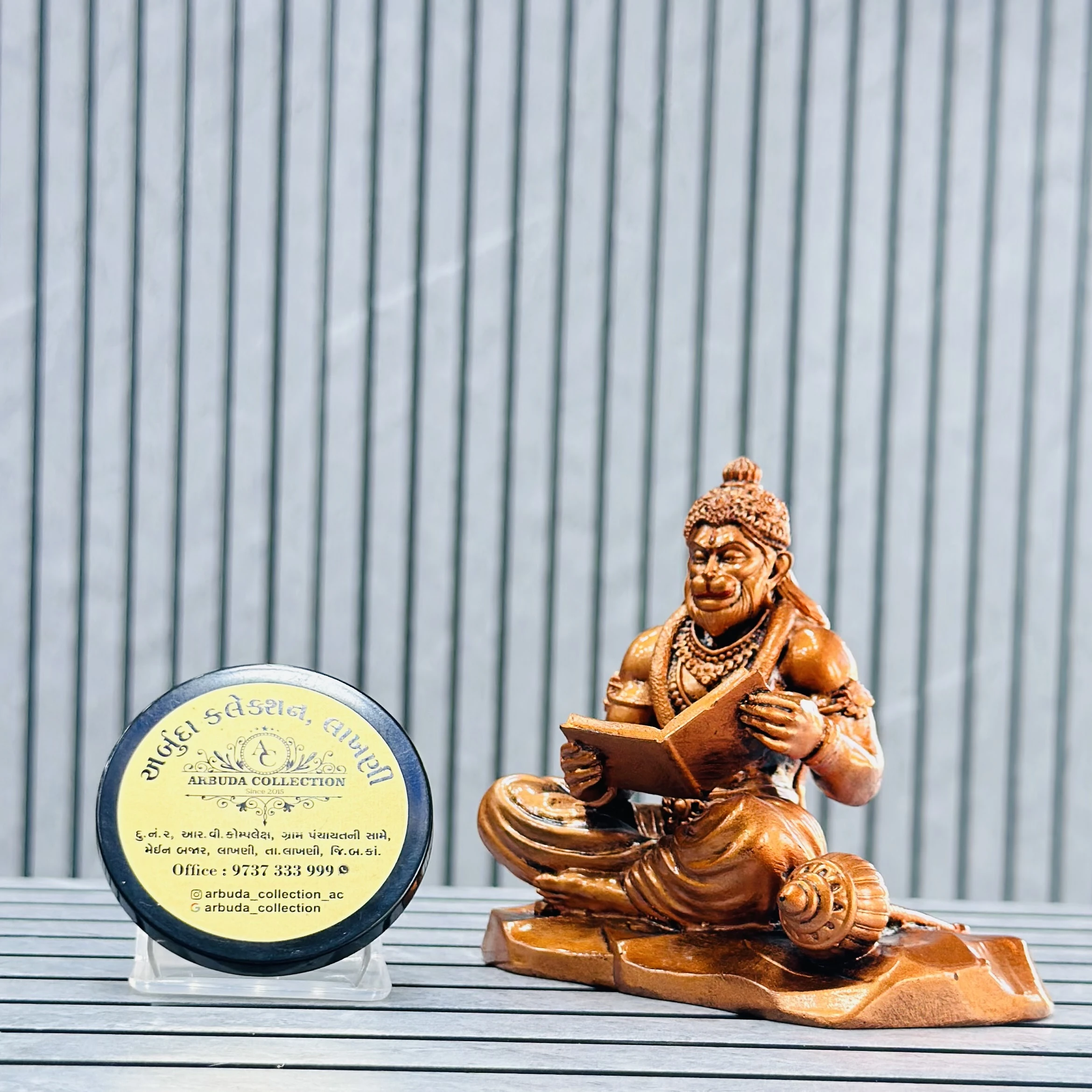 Hanuman dada marble murti