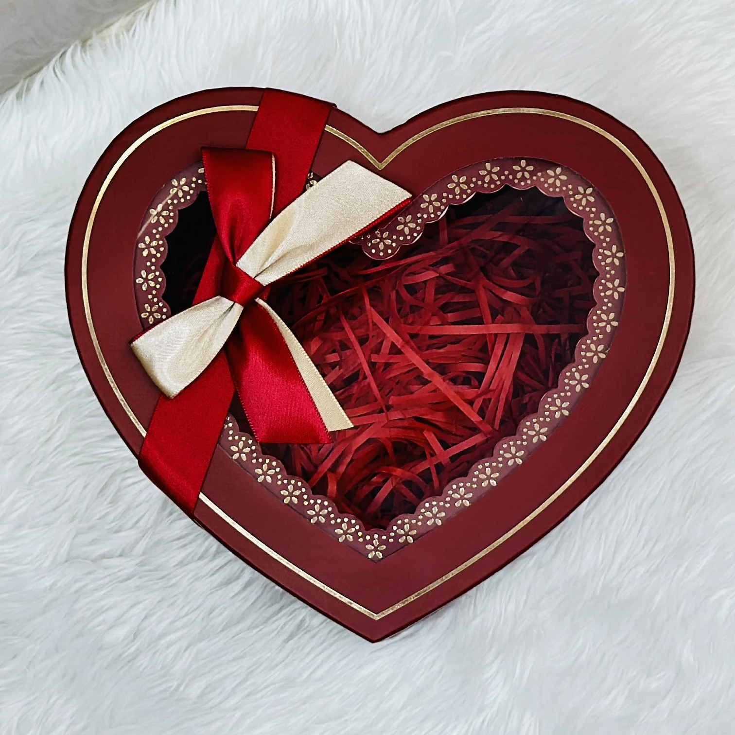 Decorative red heart-shaped Gift Box