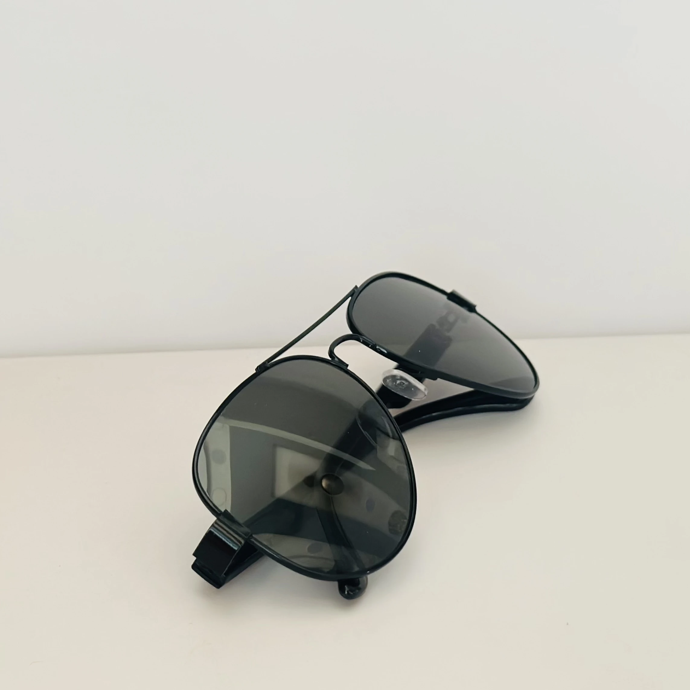 Black aviator sunglasses