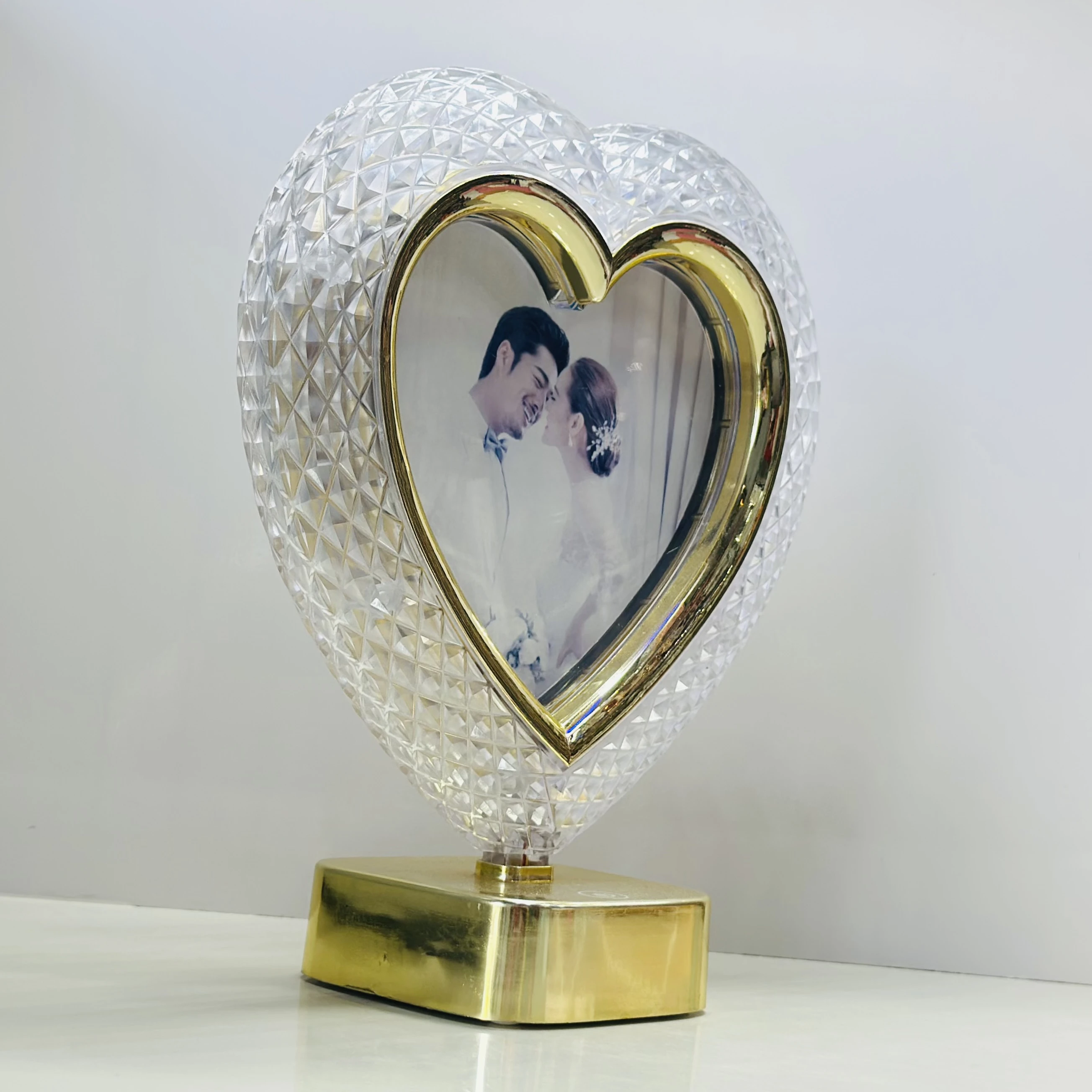 Heart LED Photo Frame (SKU-49AC4U)