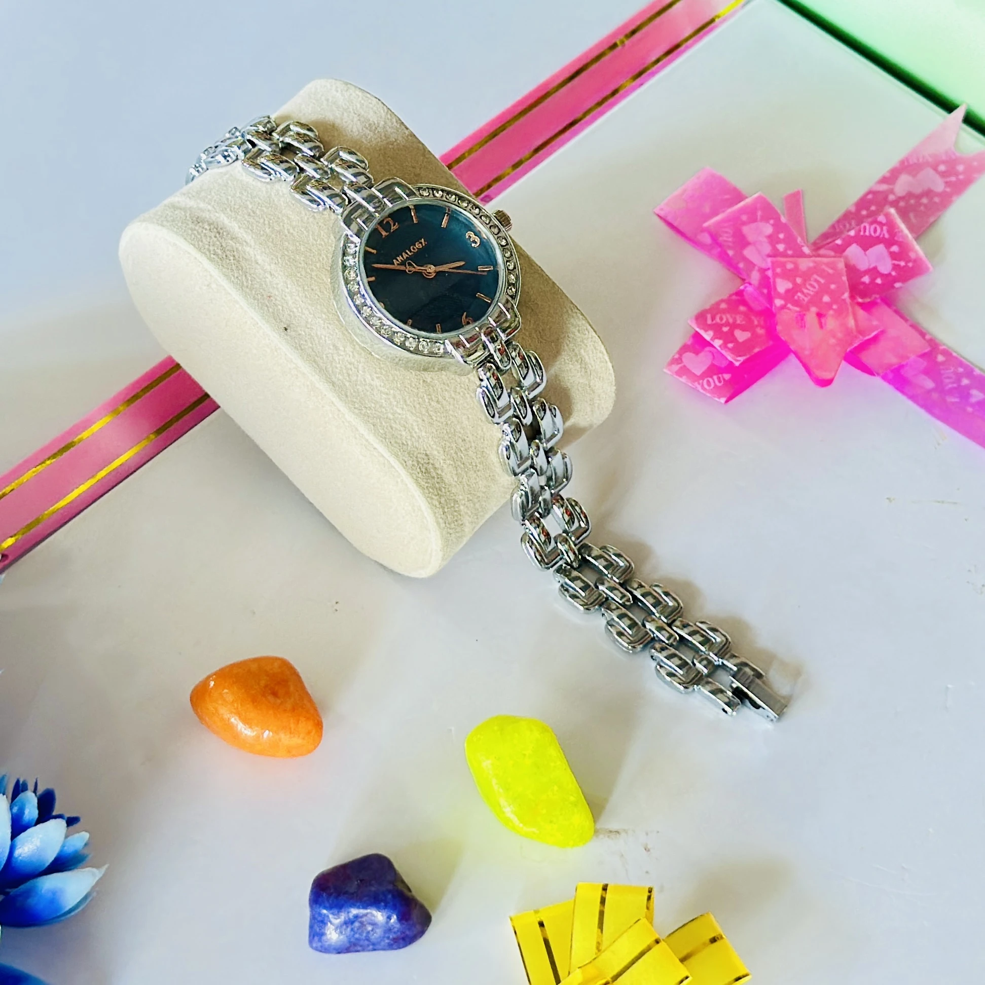 AnalogX brand analog wristwatch