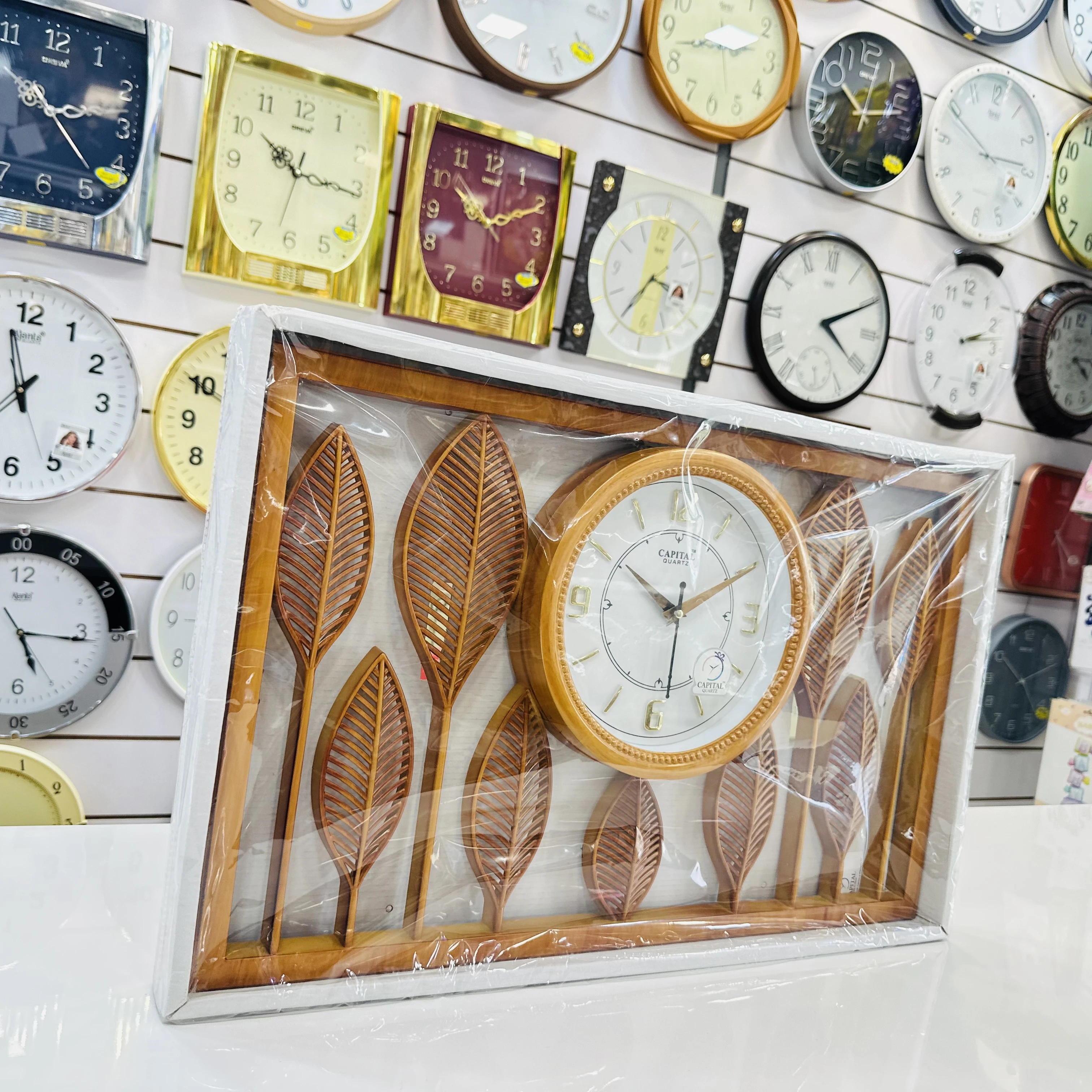Capital Quartz analog wall clock(SKU-ZRY36X)