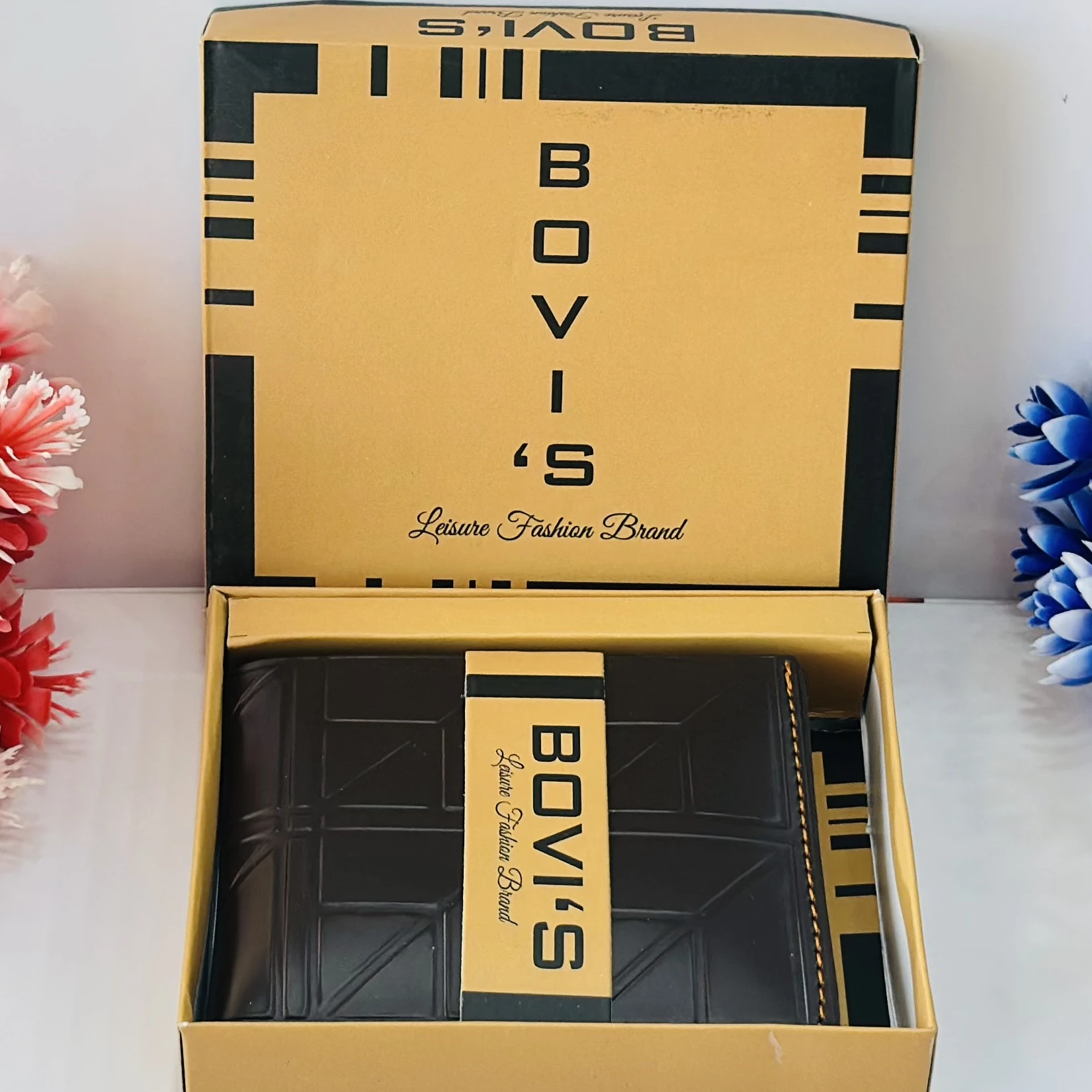 Bovi's Leisure Fashion Brand men's black genuine leather wallet.