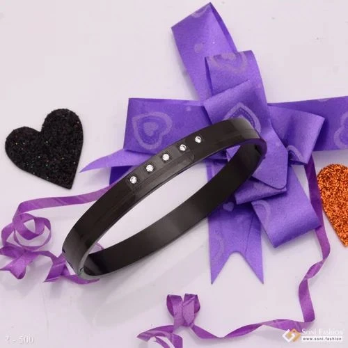 Black rhodium-plated bracelet with zircons, likely made of stainless steel.