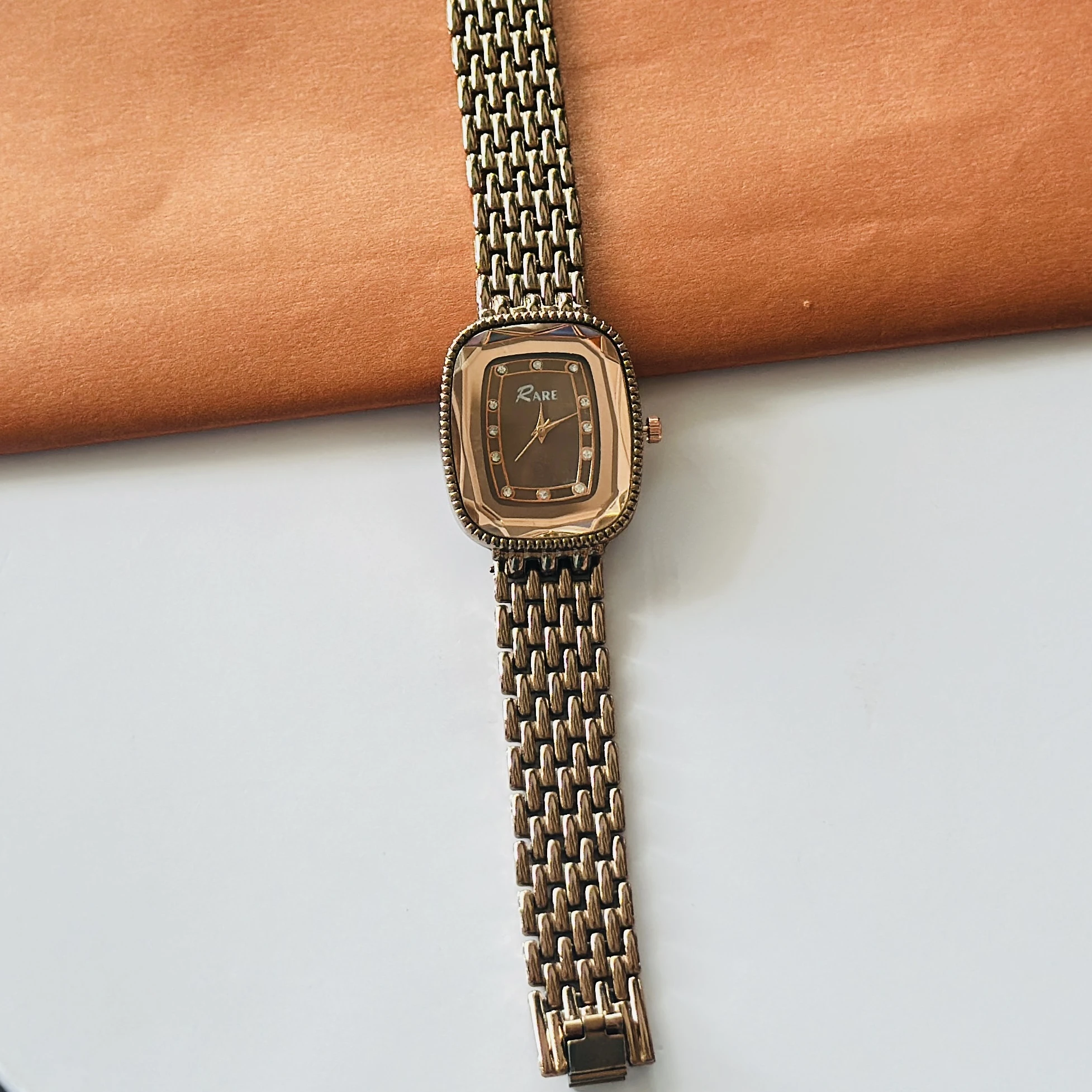 Analogue watch For girls