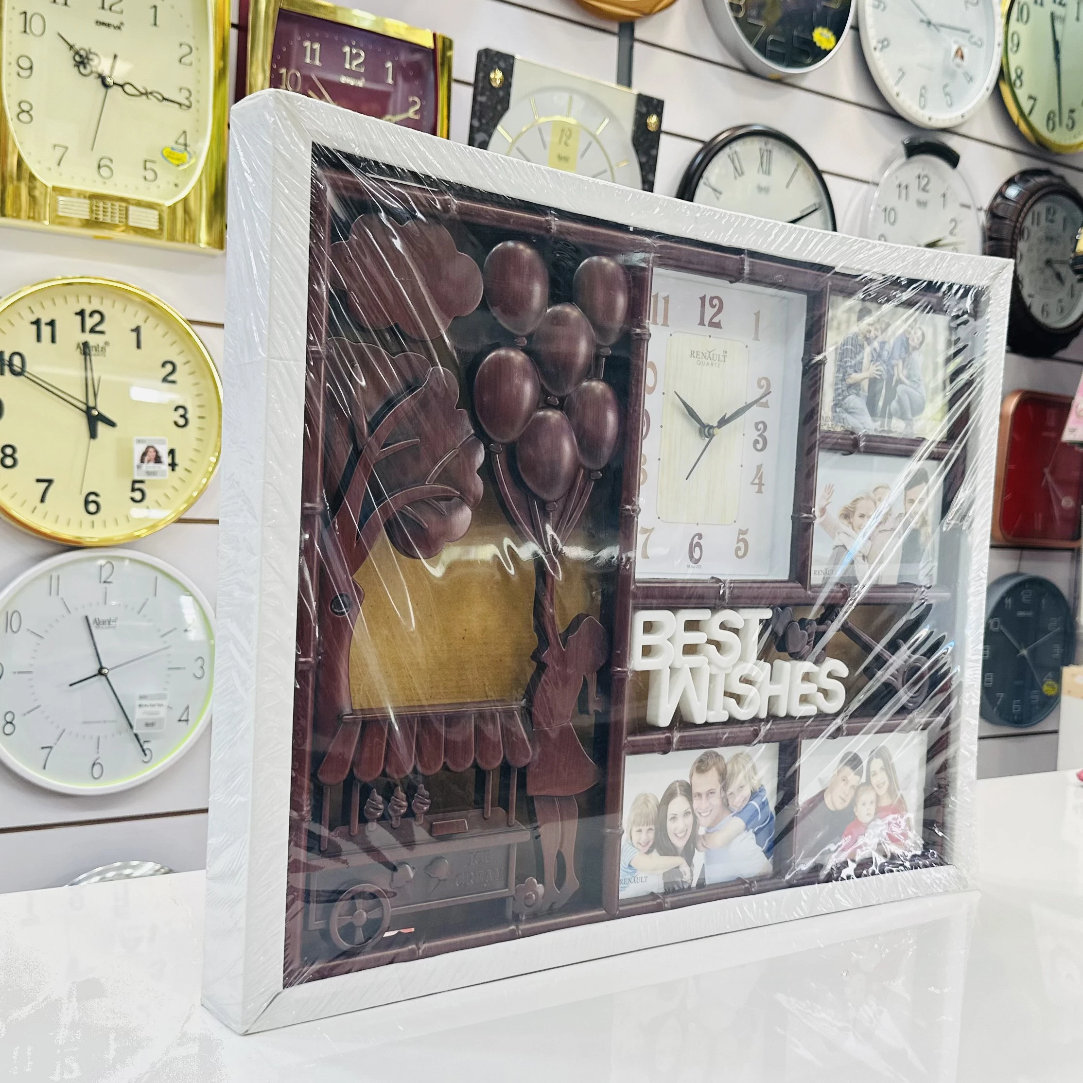 Renault Quartz multi-photo frame(SKU-5NKZKL)