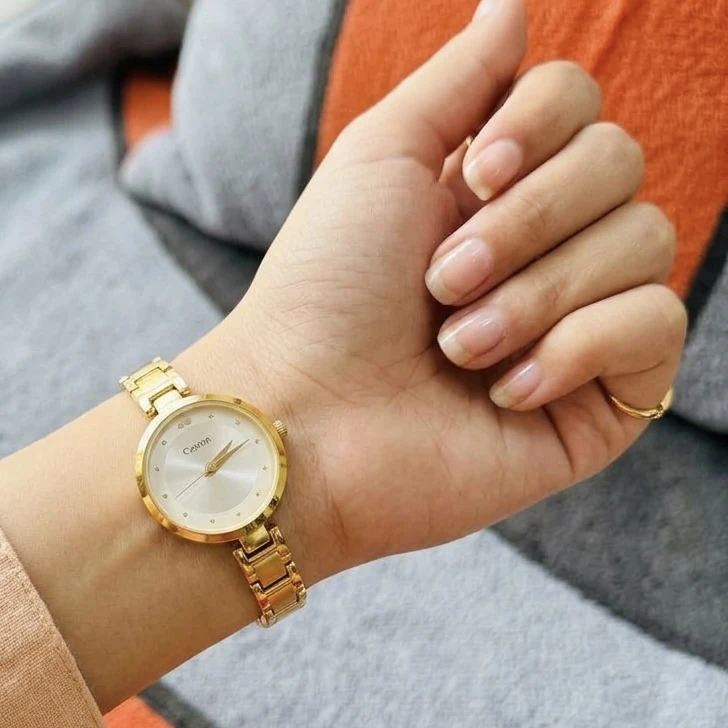 Quartz analoge watch for girls