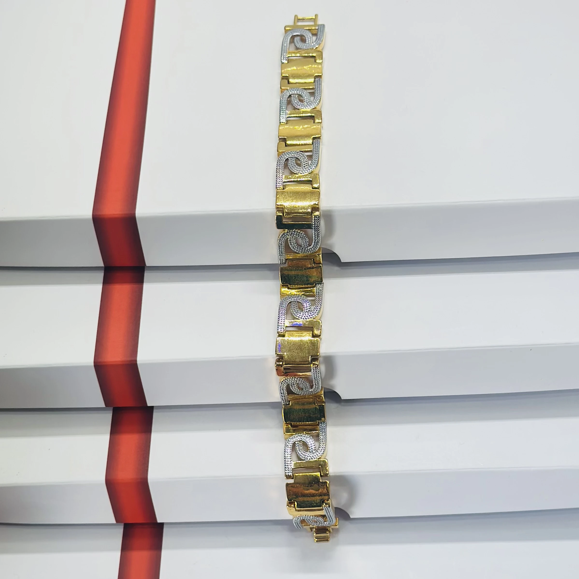 Gold plated Breslet for men’s