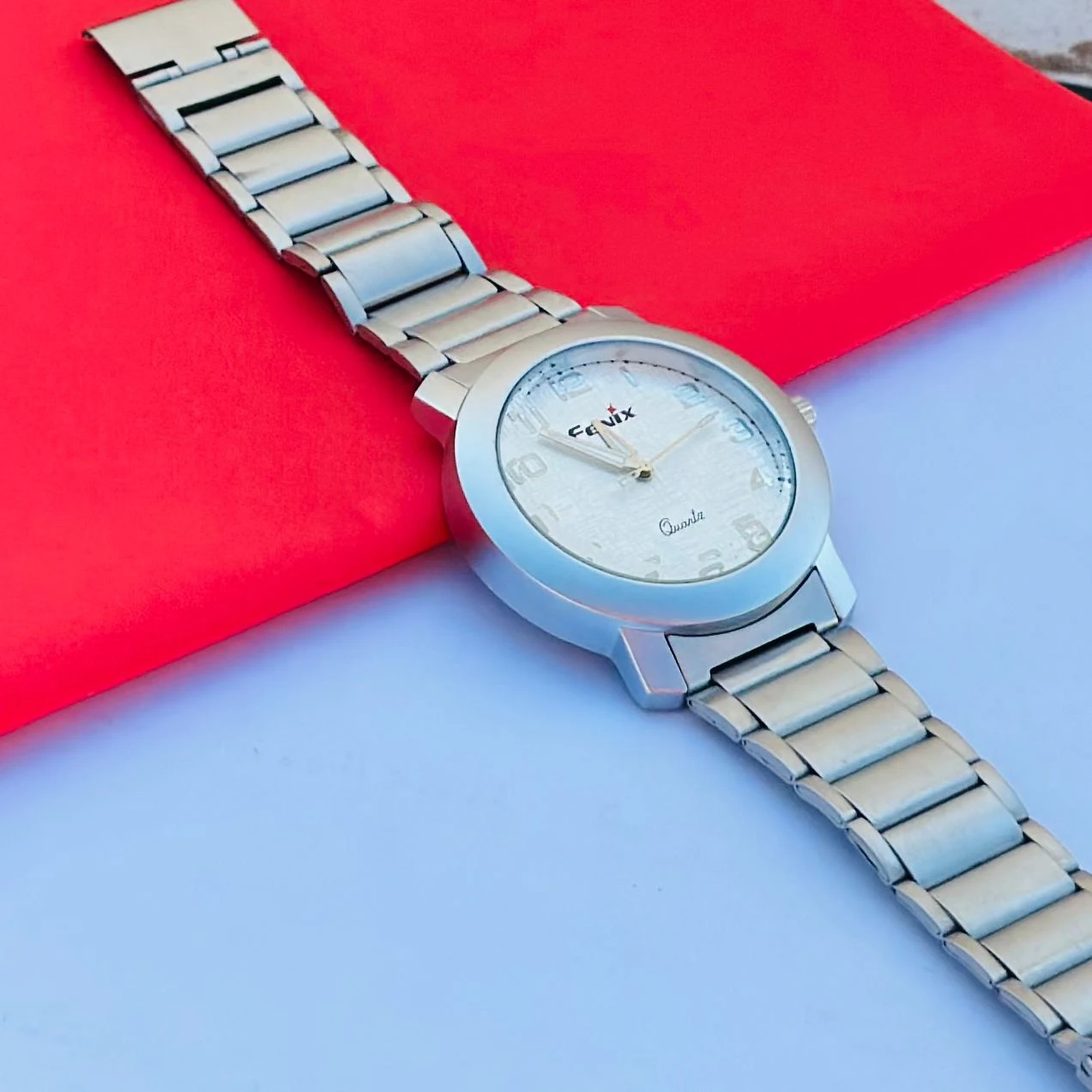 Silver Analog watch For man’s