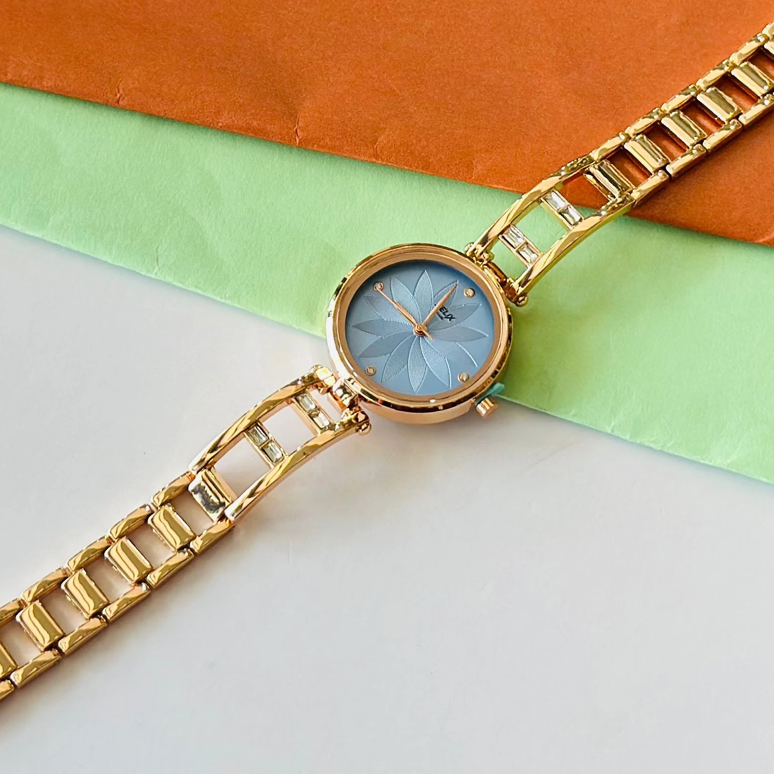 Timex Fria Women Blue  Round Analog Watch,