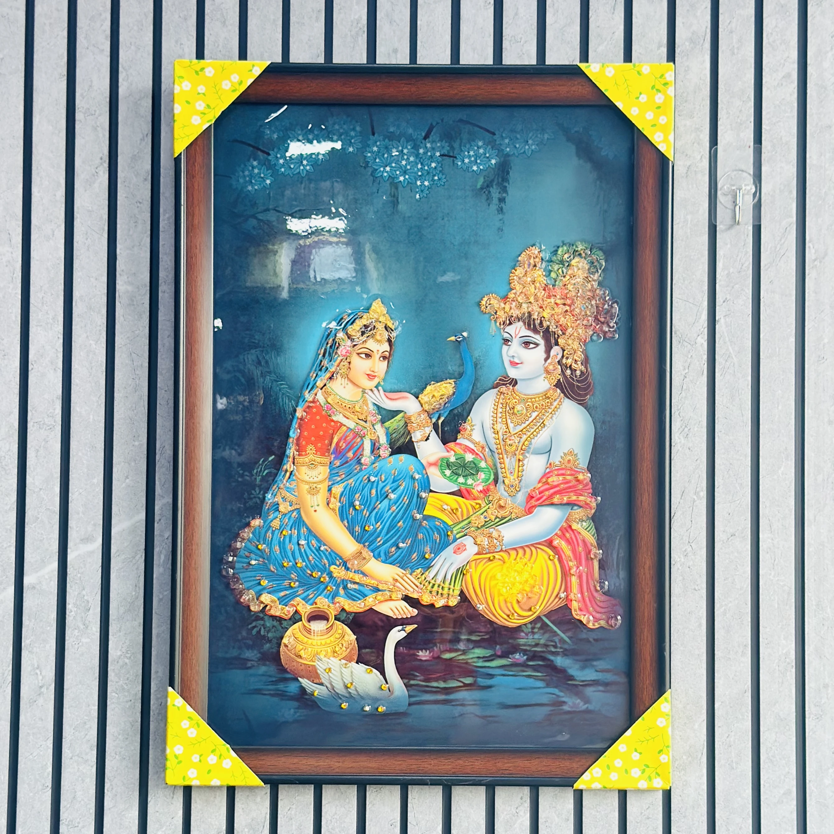 શ્રી રાધા કૃષ્ણા (SKU- YBW8K3)