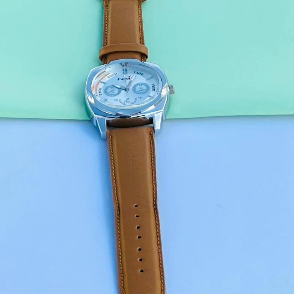 Quartz Analog Watch