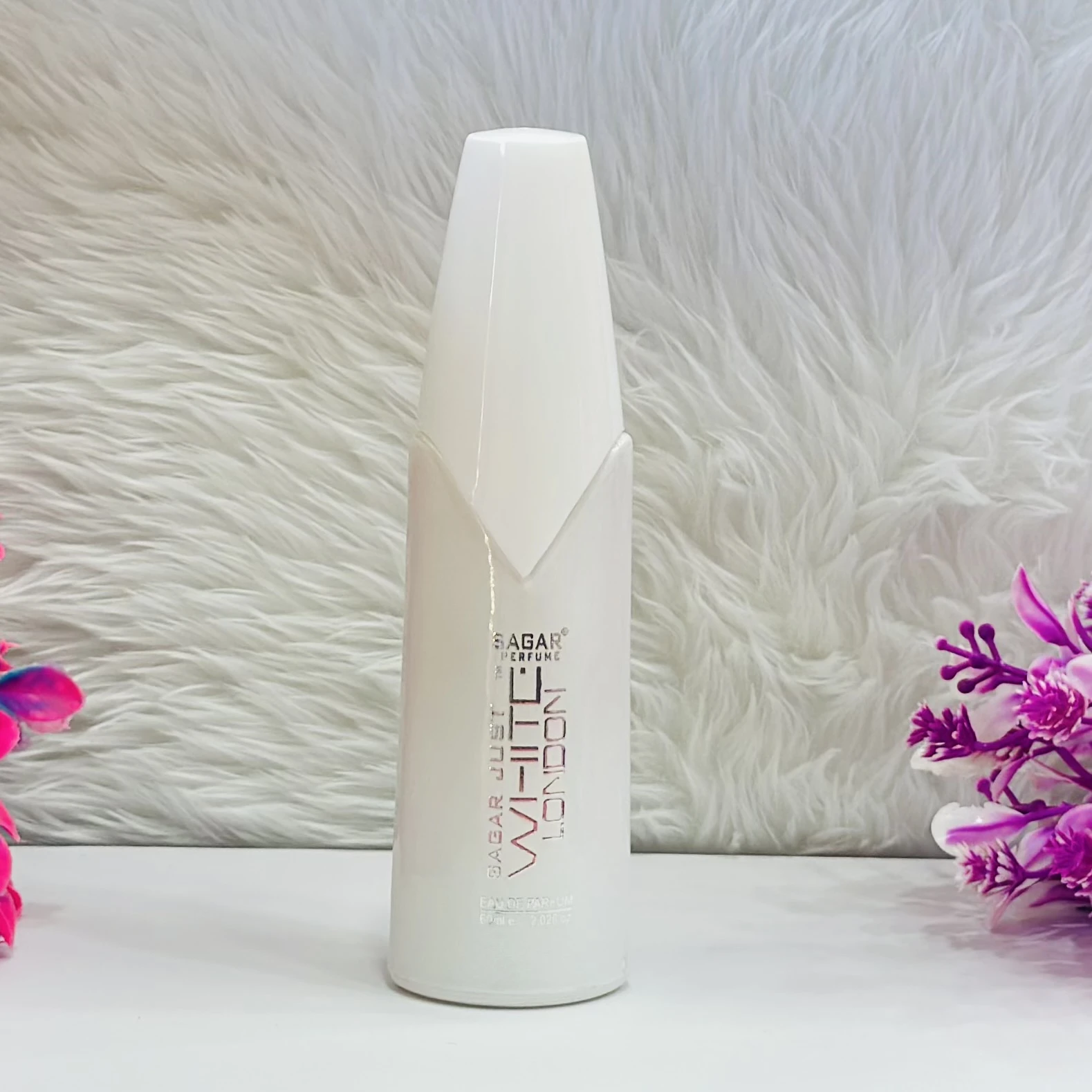 Sagar Just White London Perfume & Deodorant Combo.