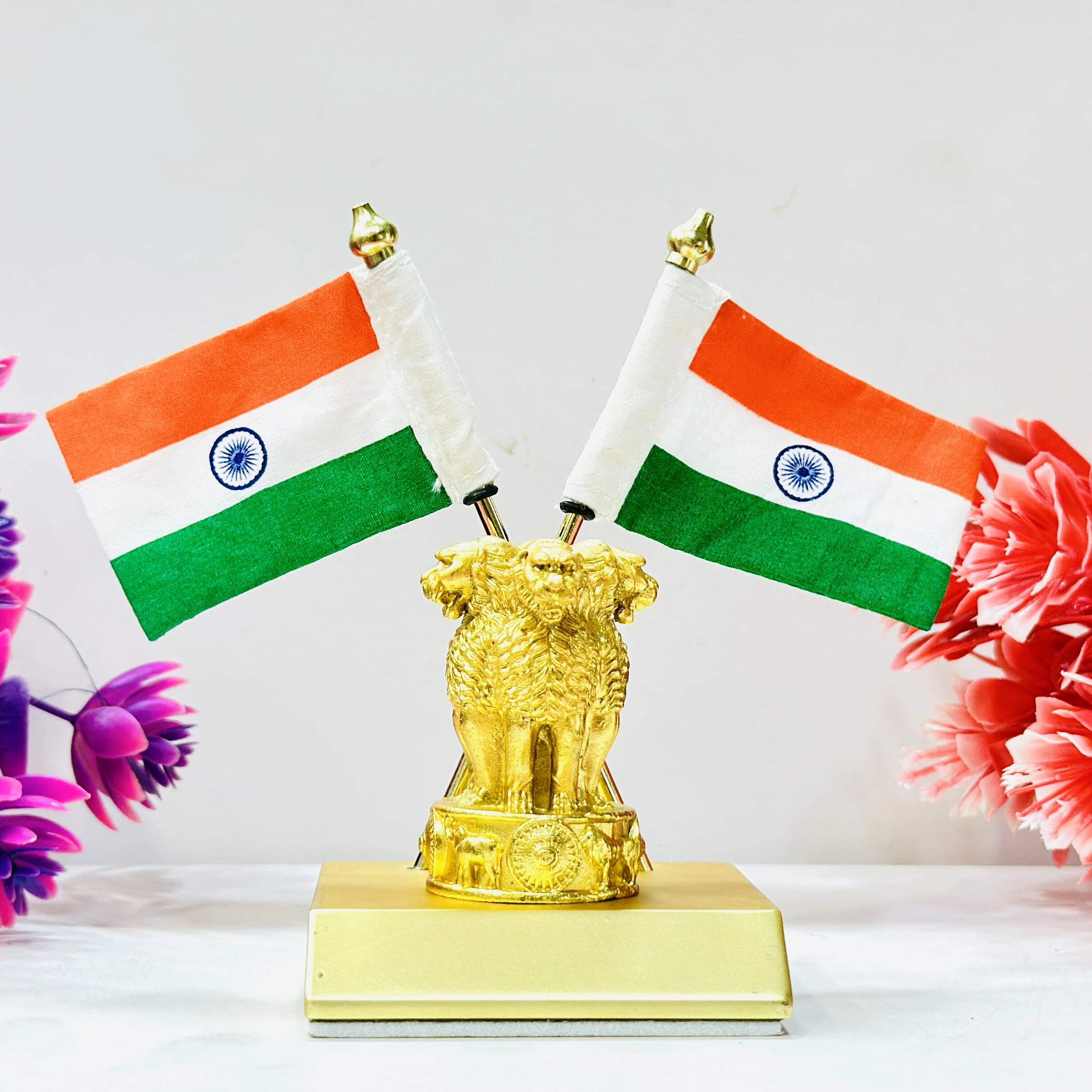 Table Showpiece