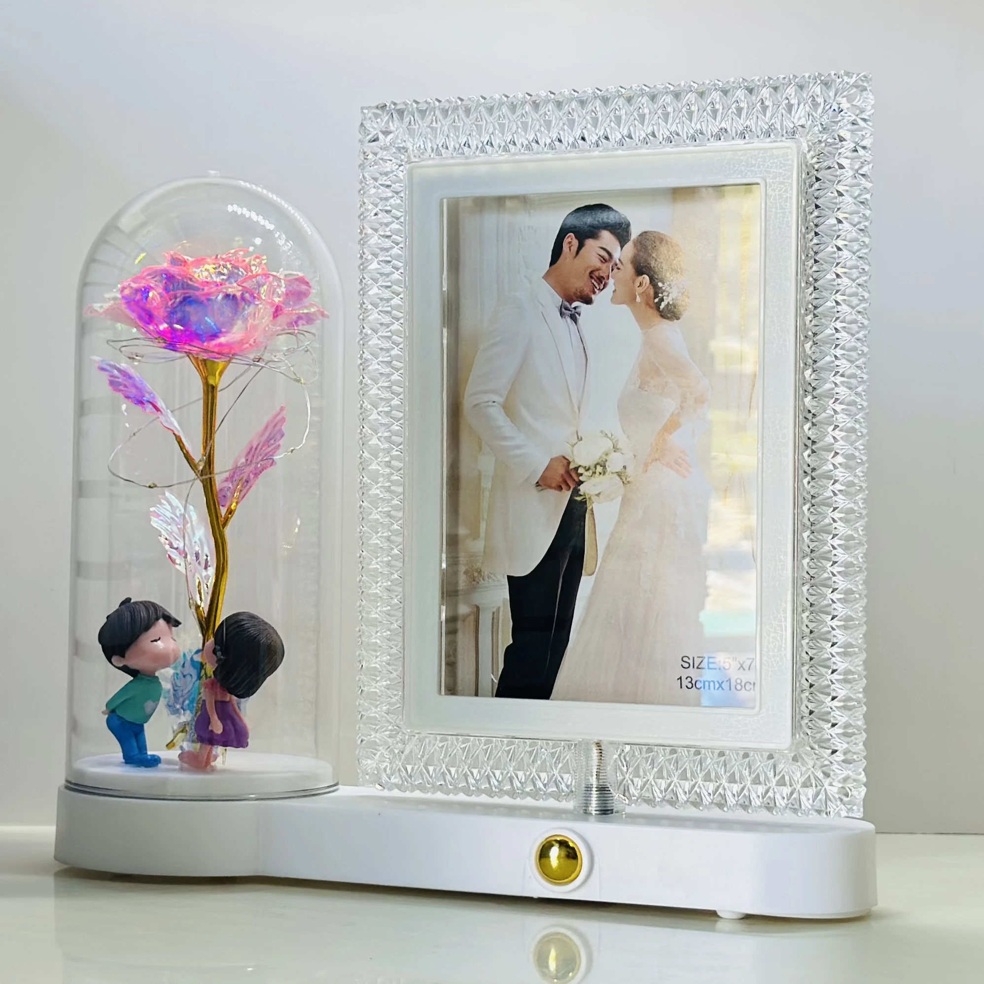 Romantic LED Rose Dome Lamp with Kissing Couple