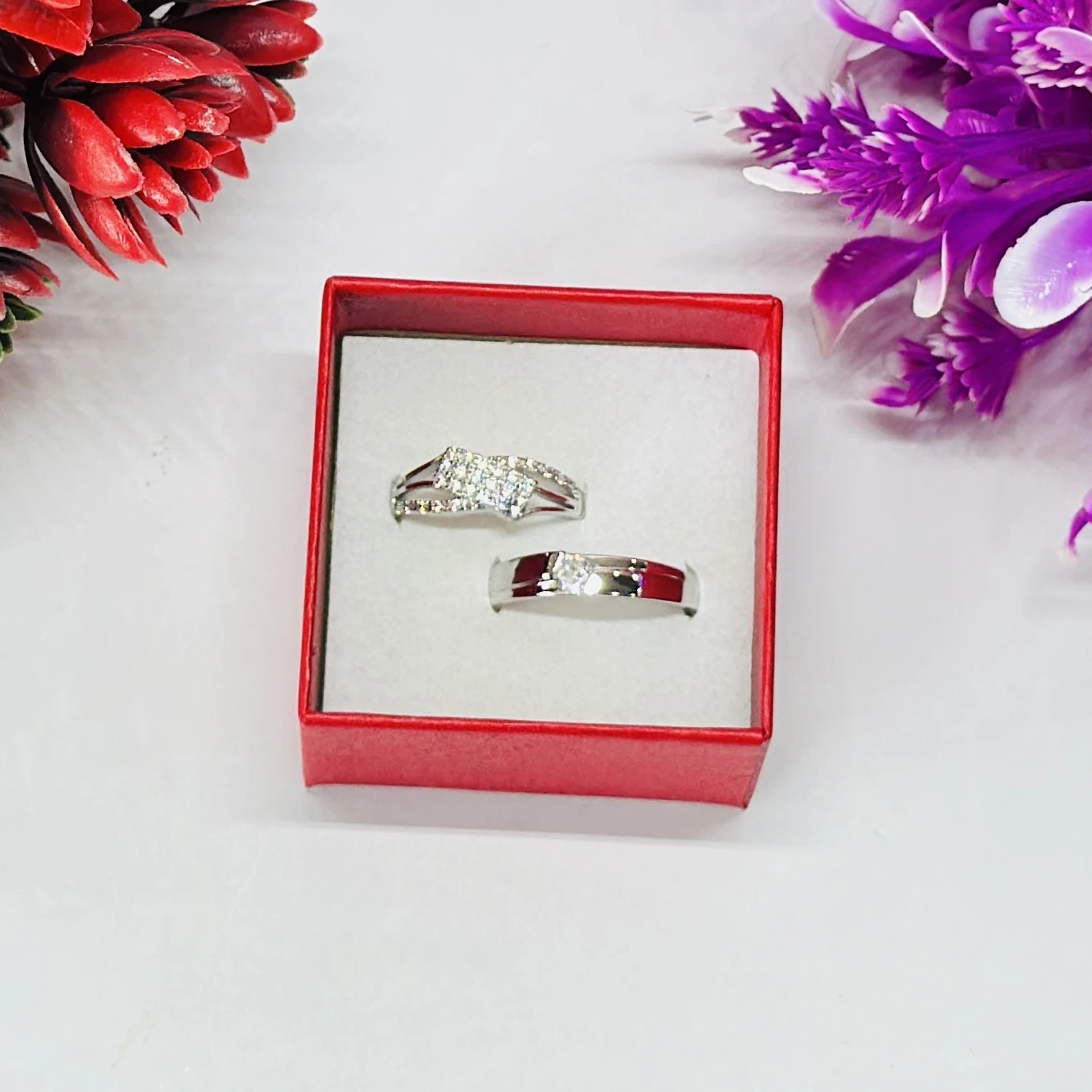 Set of silver-plated couple rings