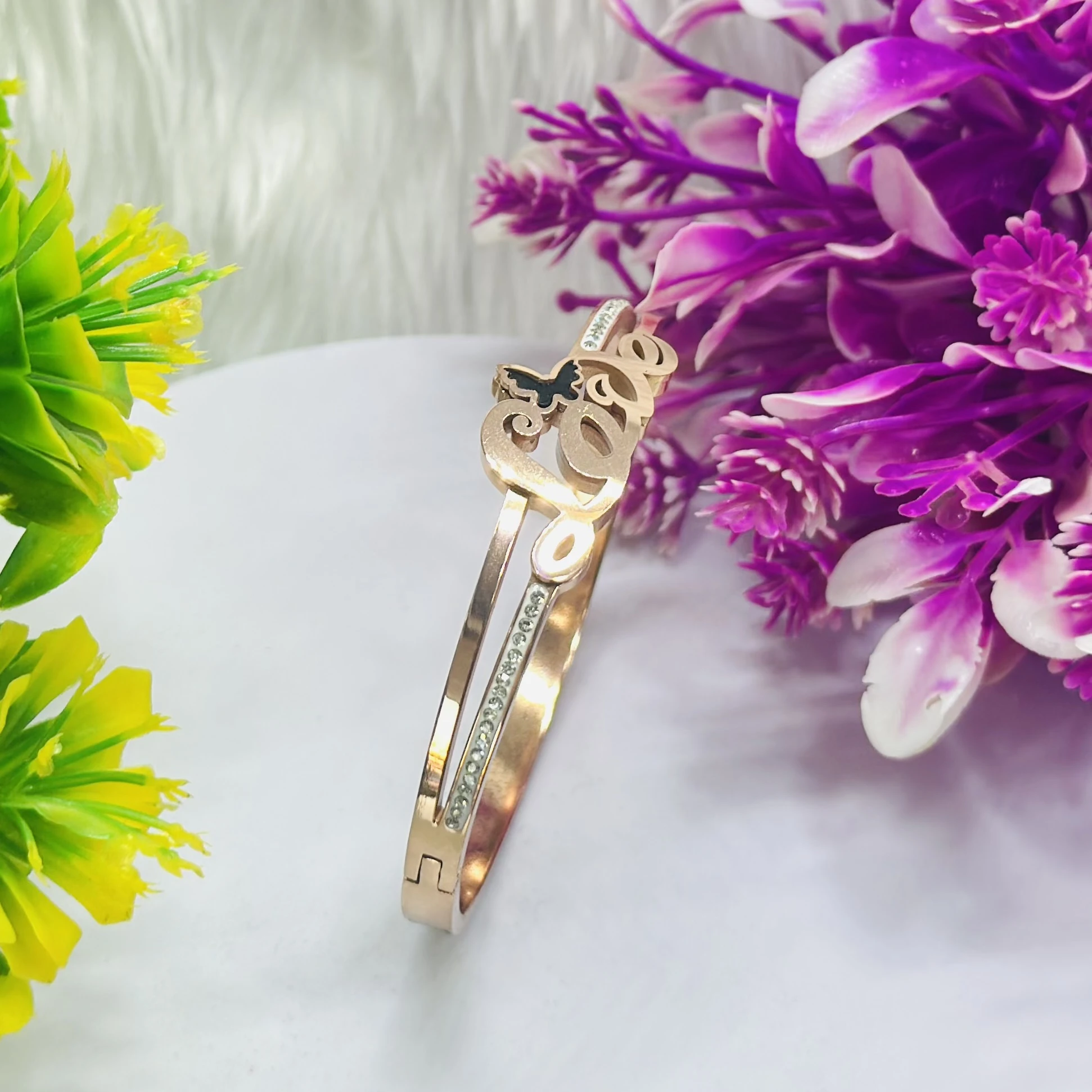 Gold plated Breslet