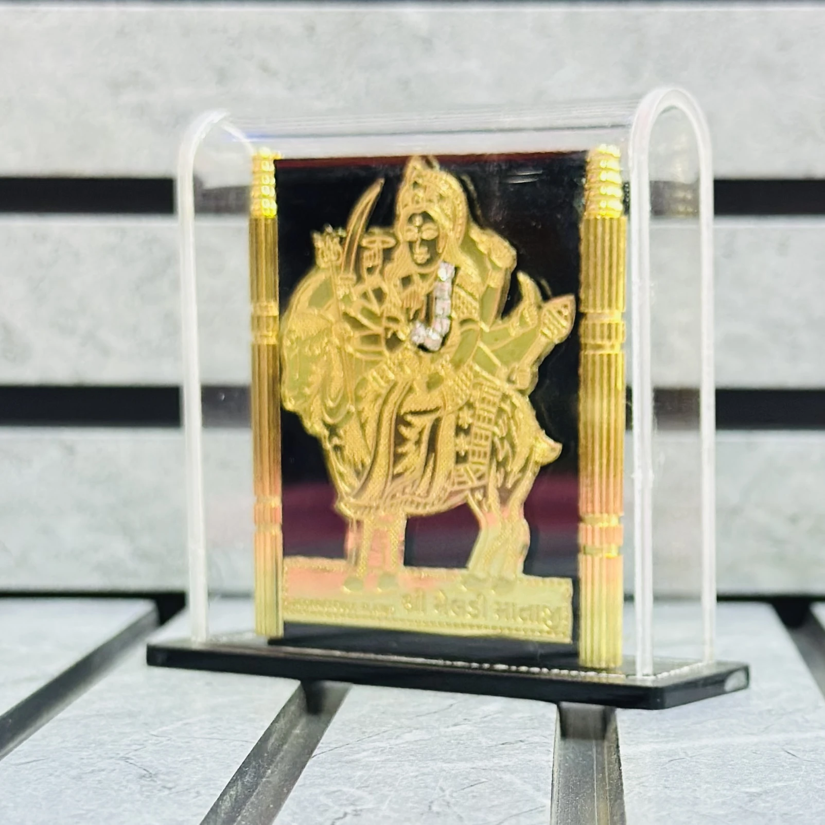 Meldi Mata frame