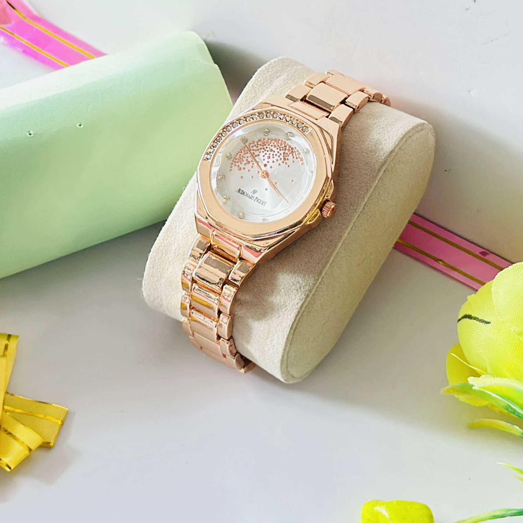 Quartz Analogue Watch for girls