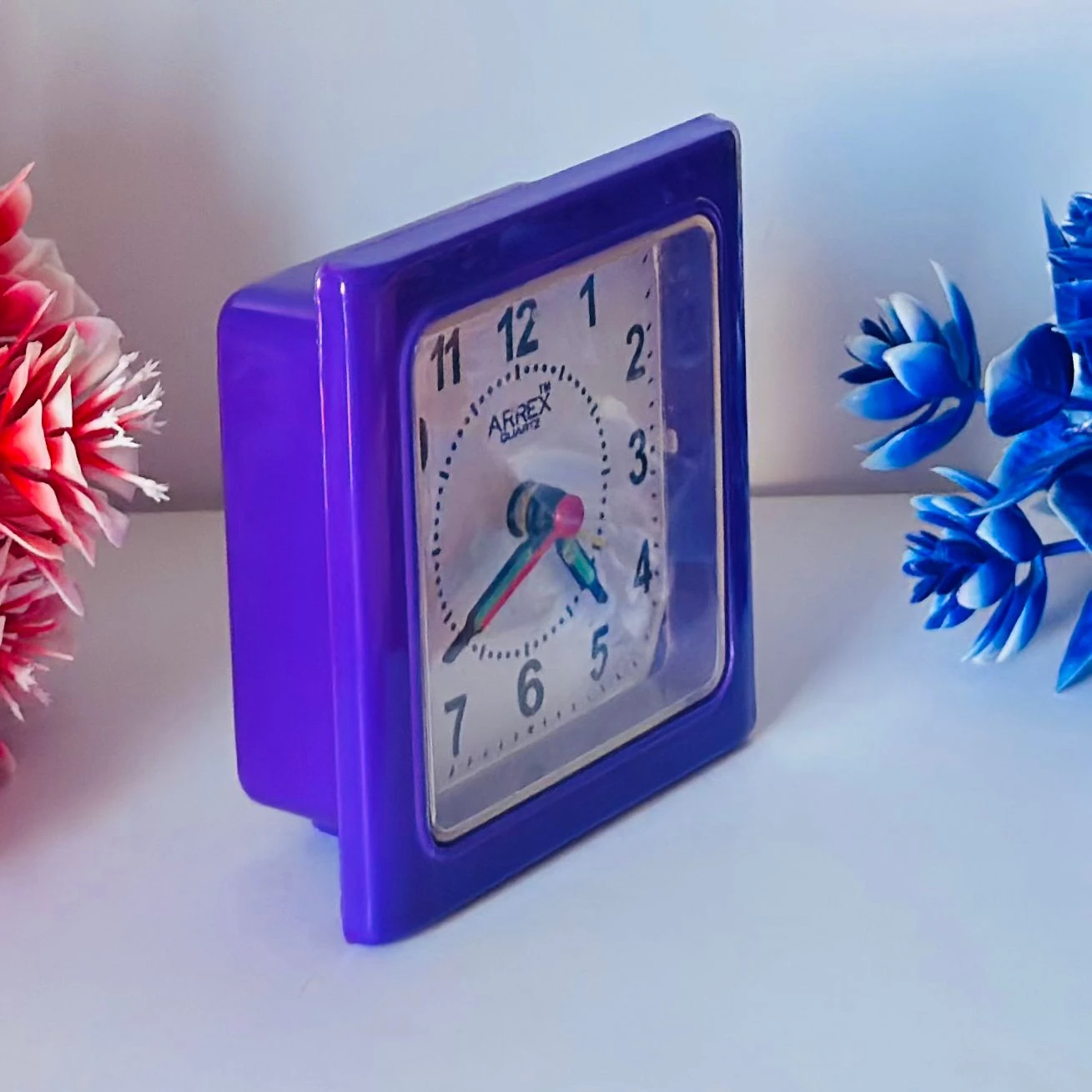 Table Alarm clock