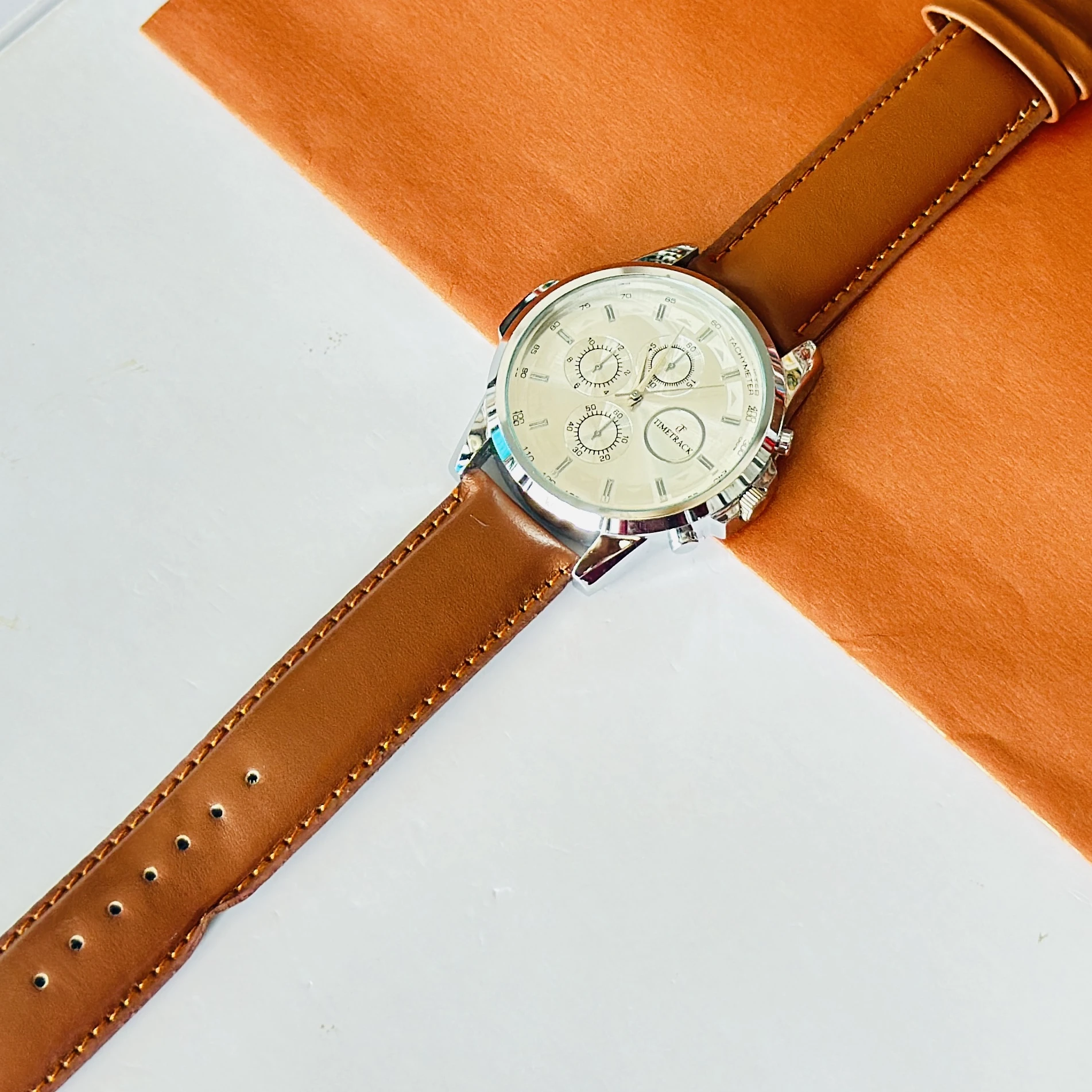 Quartz Analogue Watch for