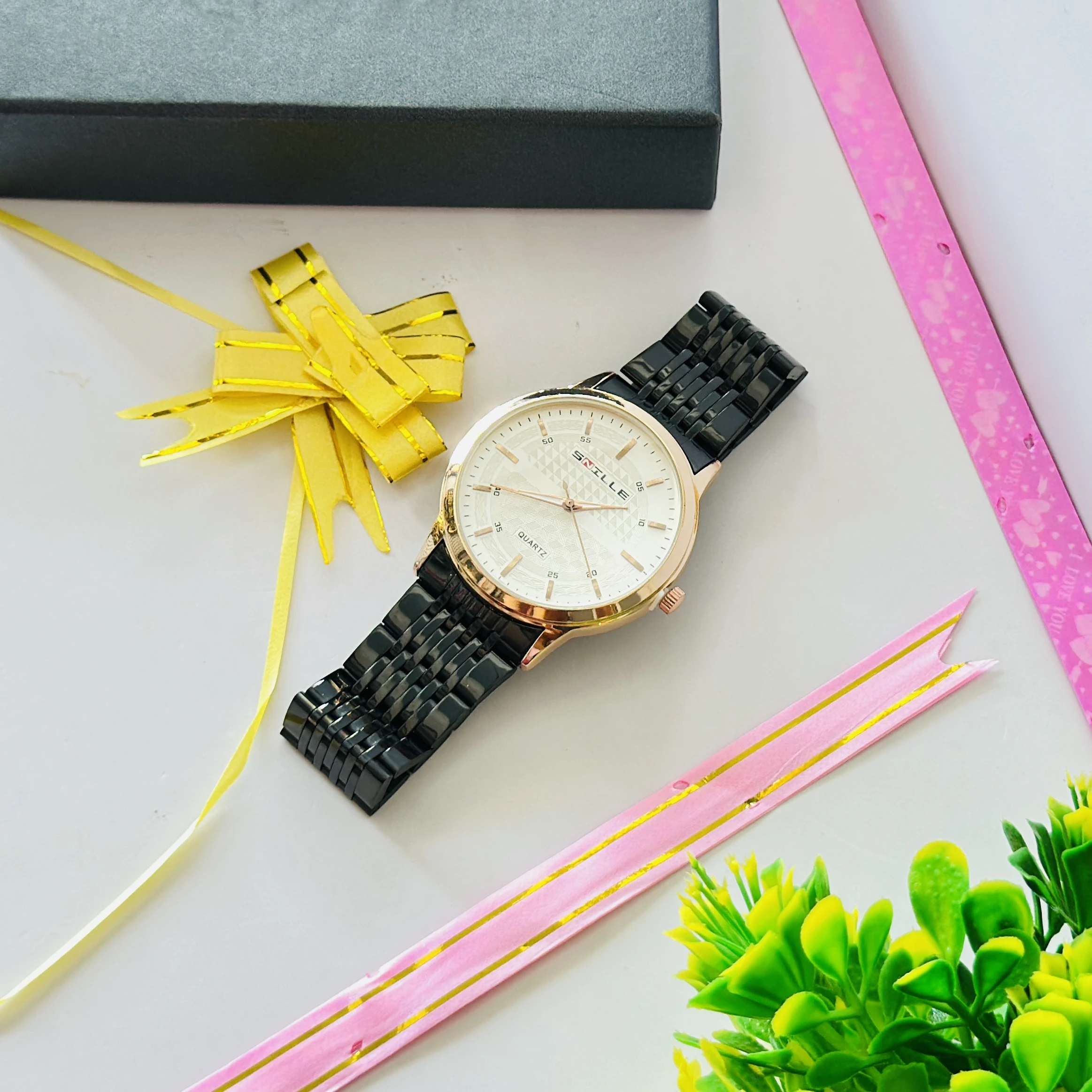 SNILLE quartz analog watch