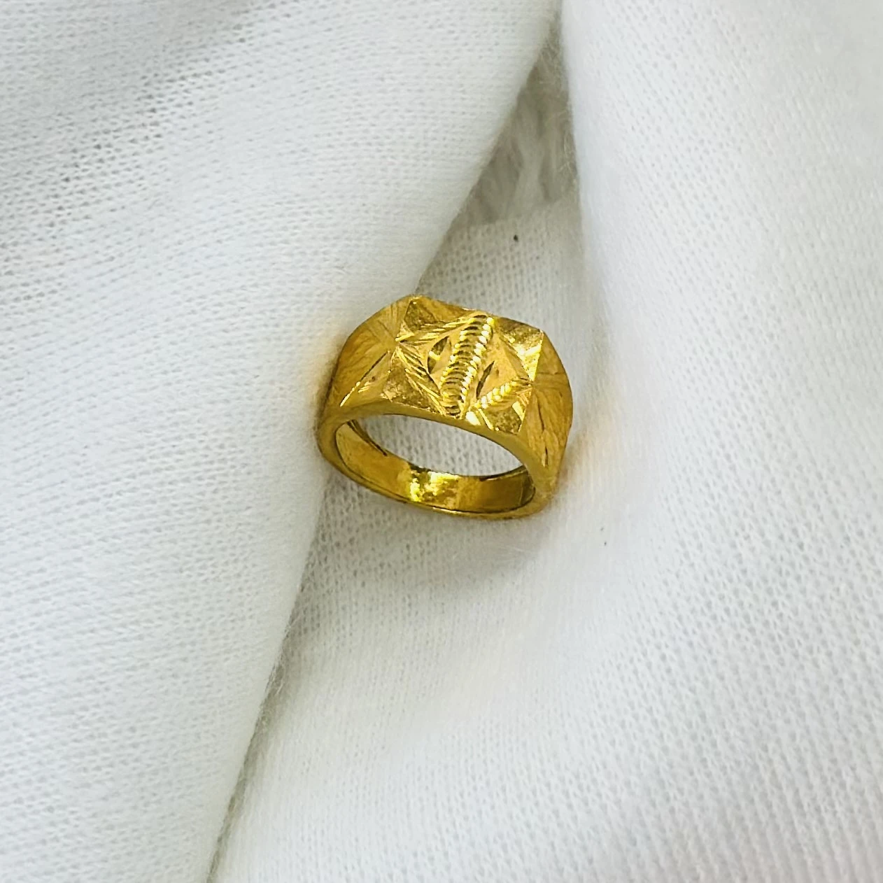 Gold plated or gold men's ring