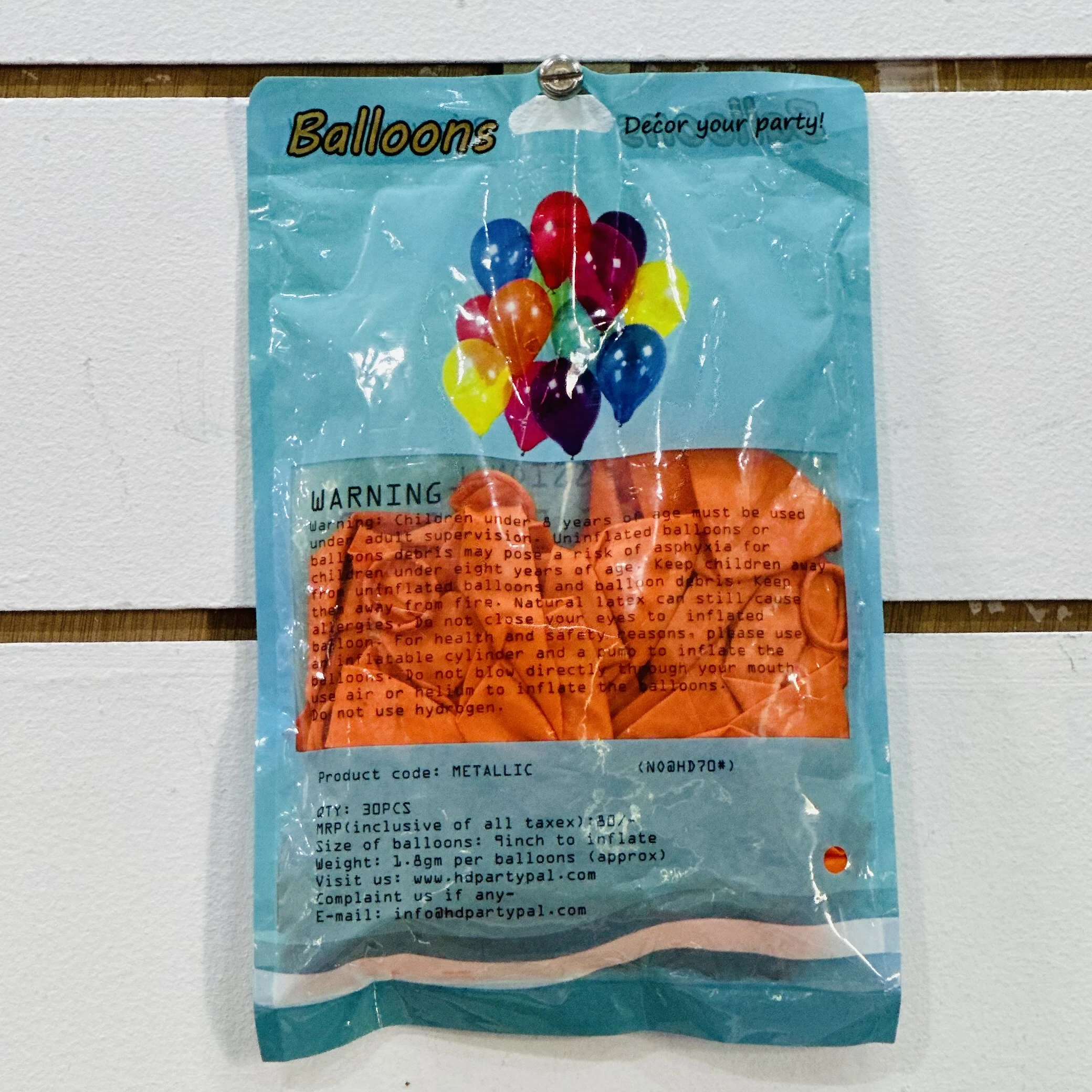 Package of HD PartyPal Professional Metallic Balloons.